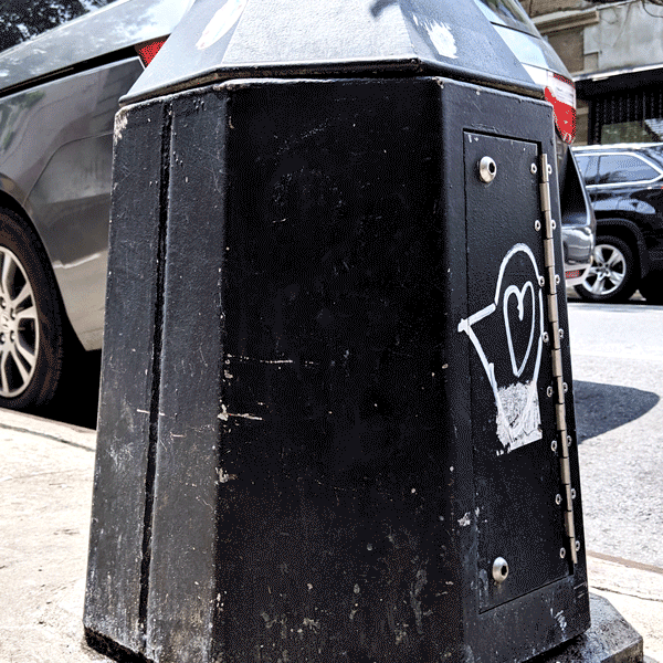 028 - Line Mouse Head / Crown Heights, Brooklyn