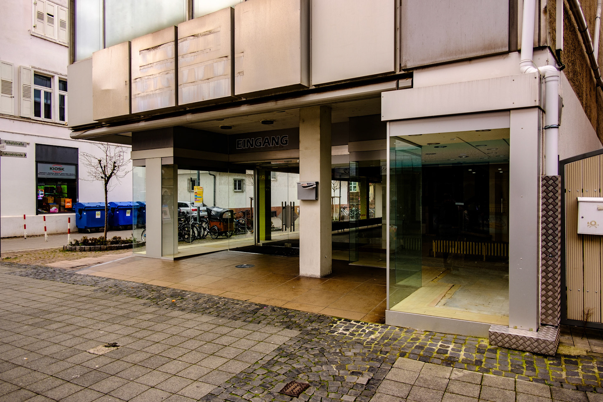 ... rüsselsheim ...