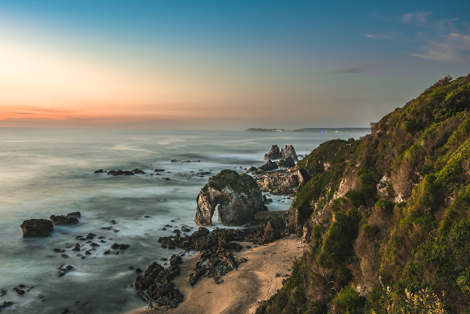 Wallaga Beach, Horse Head Rock