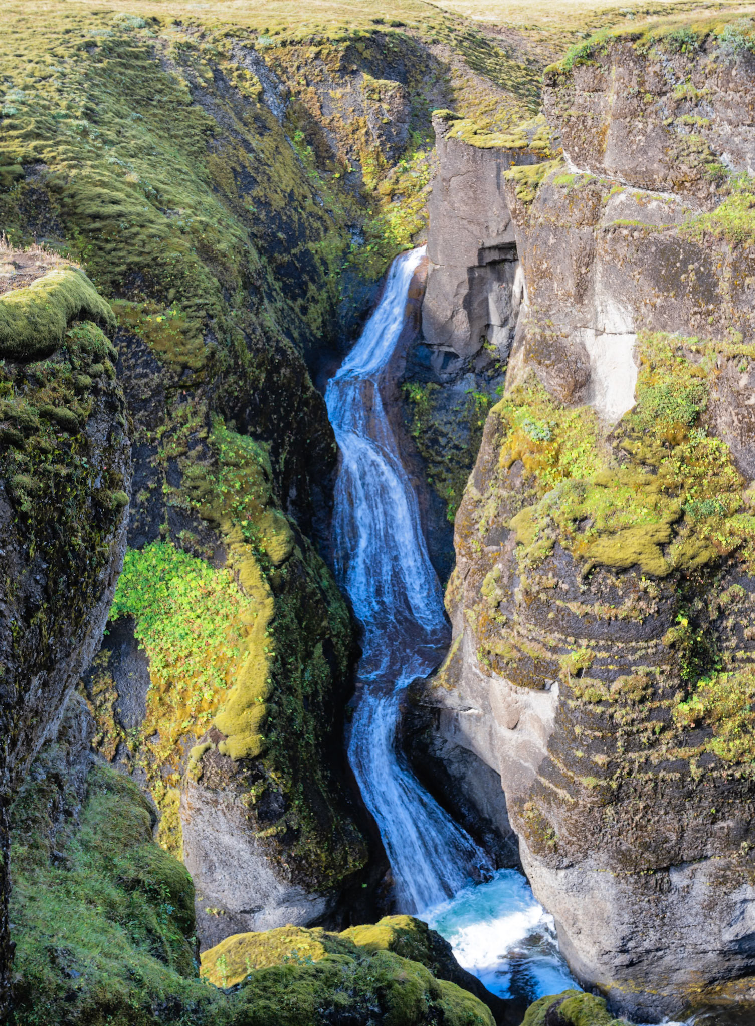Fjadrargljufur Canyon