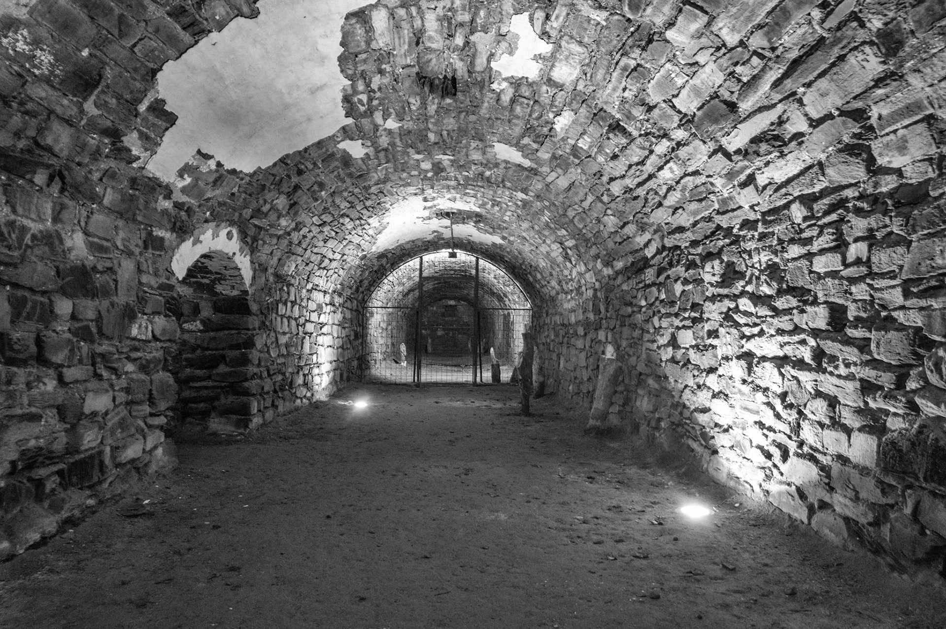 Beer Barrel storage tunnels, Burra