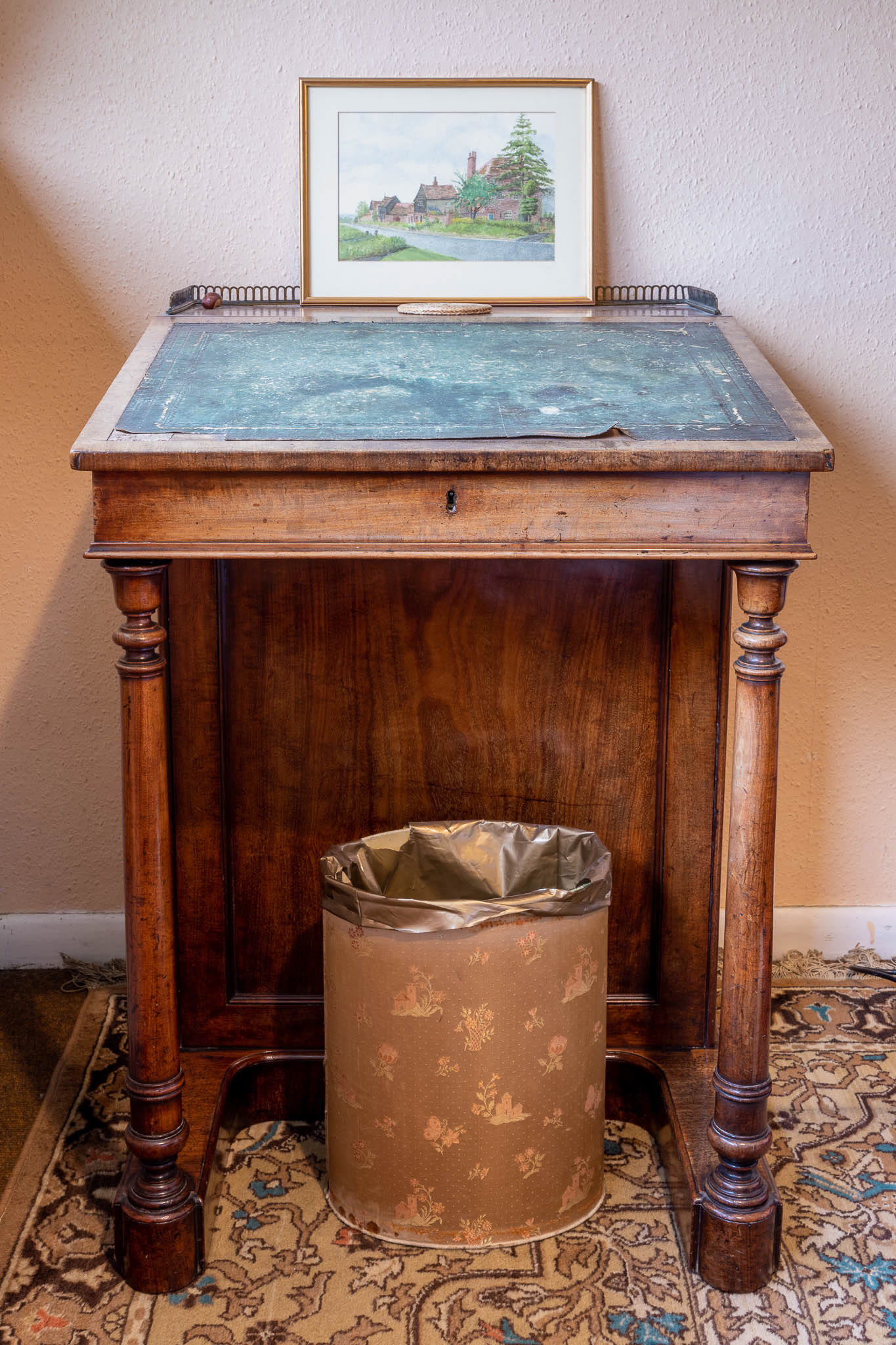 The Grandson's desk