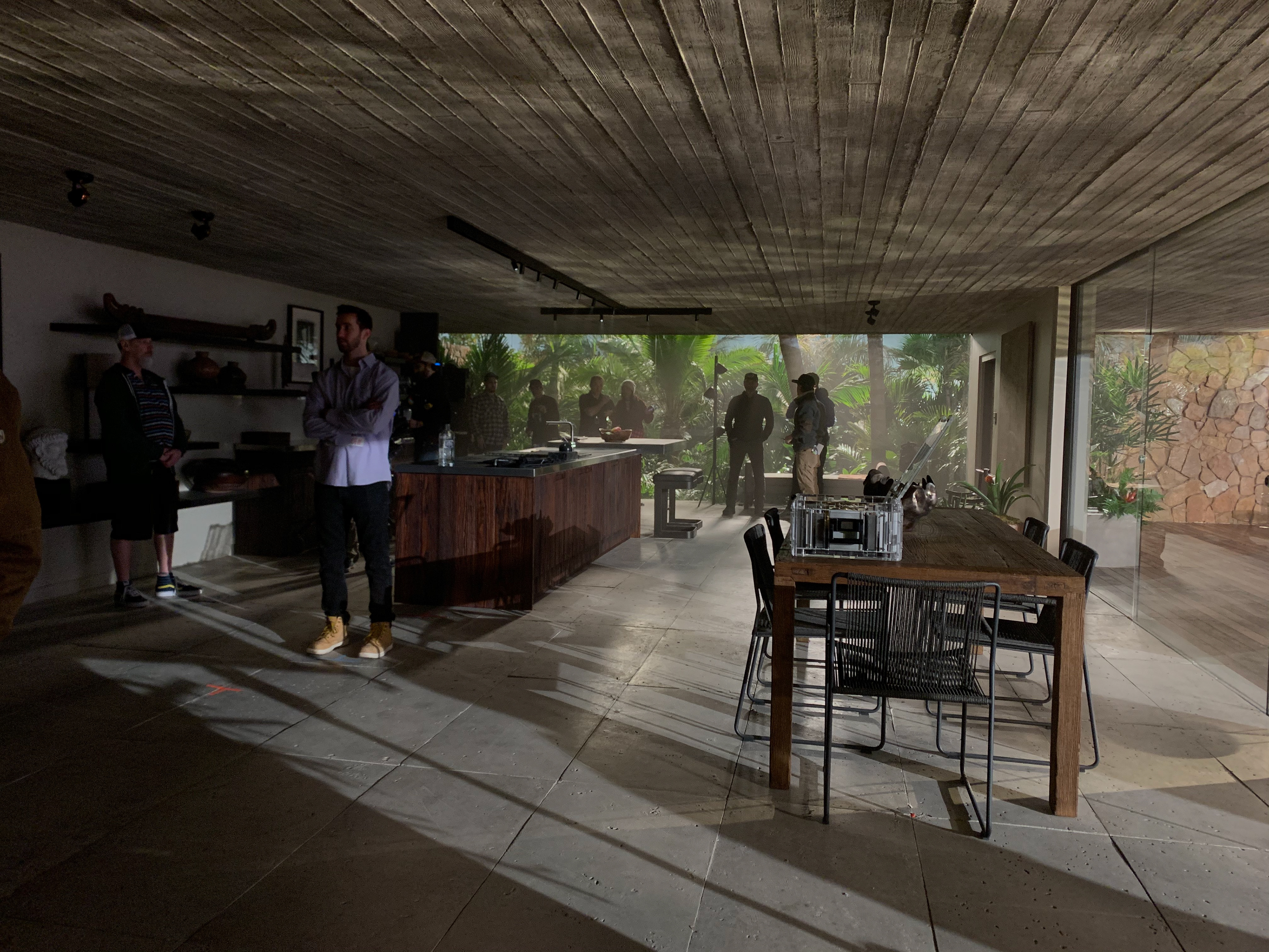 INTERIOR BOOTH'S BALI HOUSE
