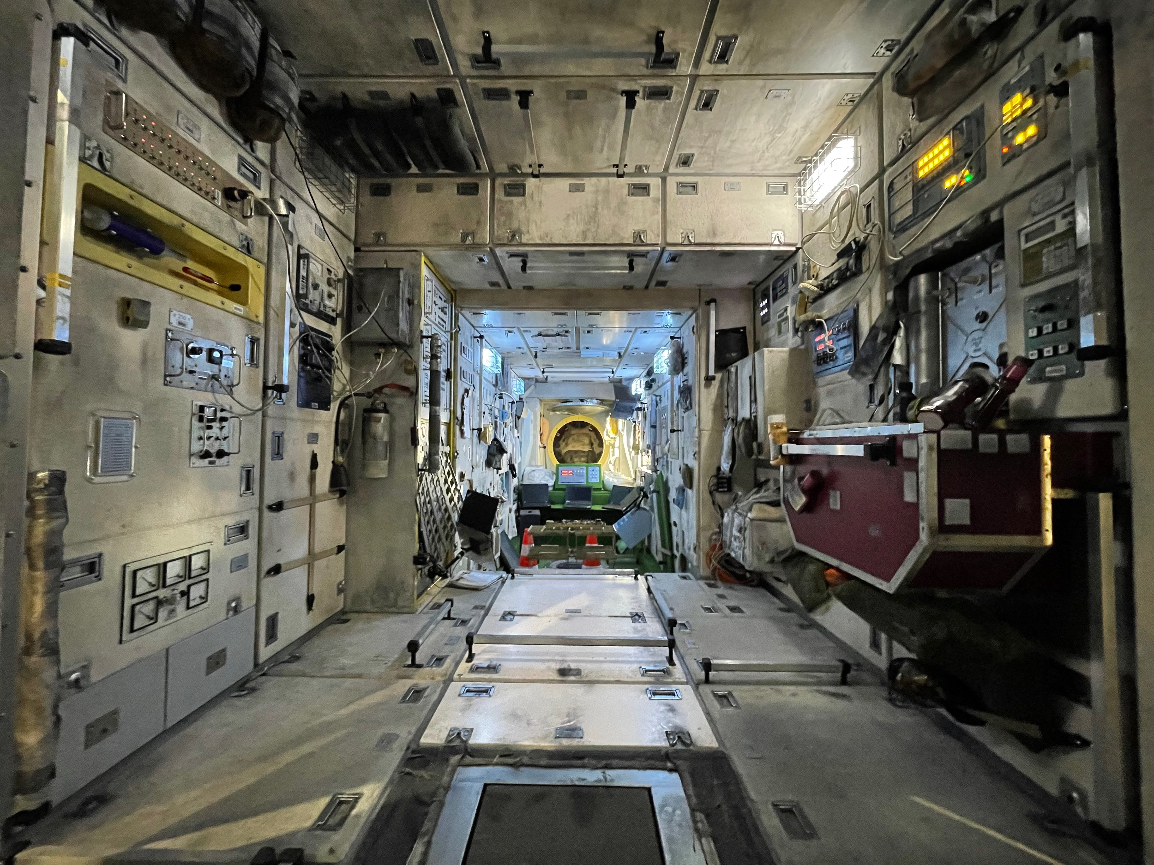 ISS ZVEZDA MODULE - DAMAGED