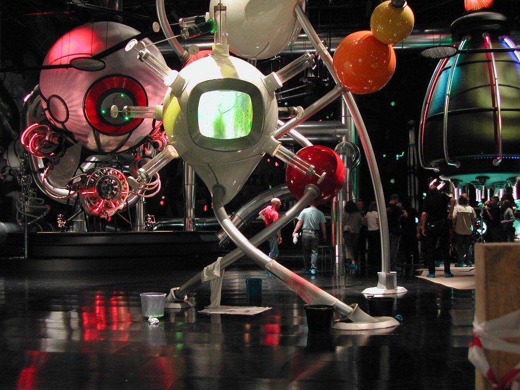 CHARLIE & THE CHOCOLATE FACTORY