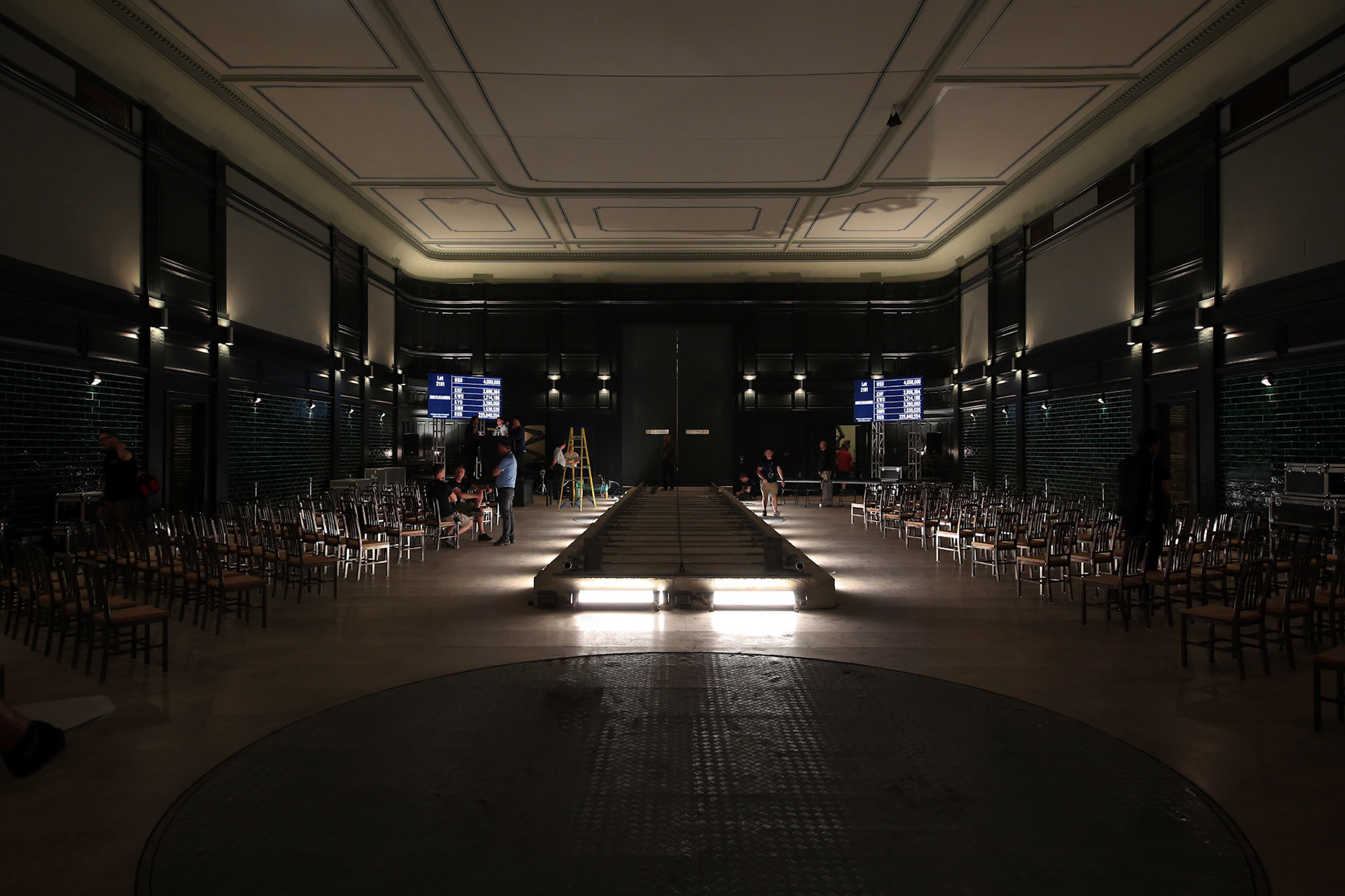 LOCKWOOD HOUSE - AUCTION ROOM