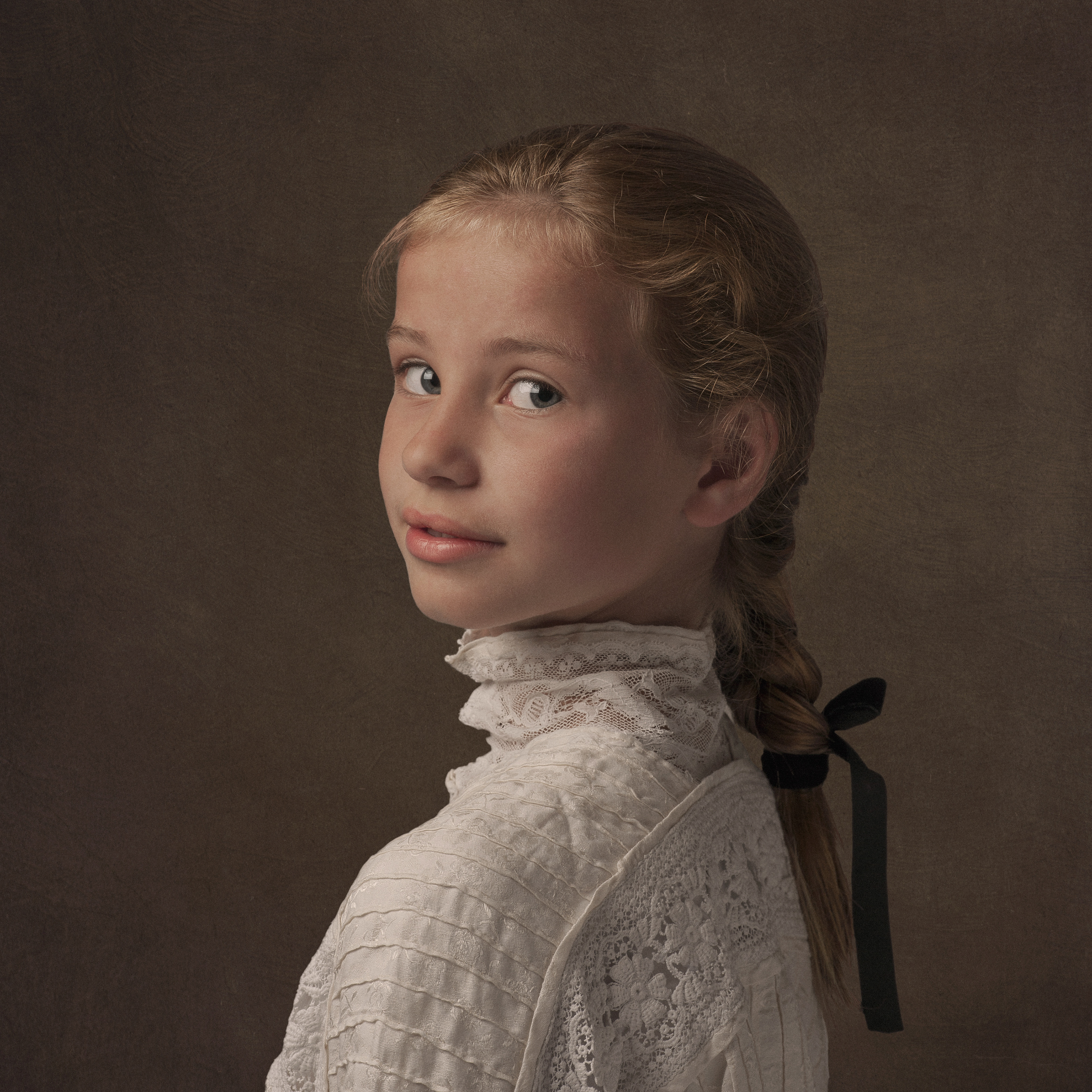 Girl with lace bodice