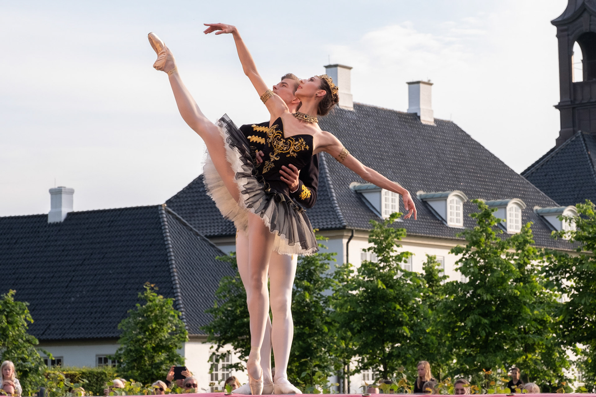 Live at Fredensborg slot Kgl.Ballet ”sommerballet”  photograped by Tonny Pomiklo