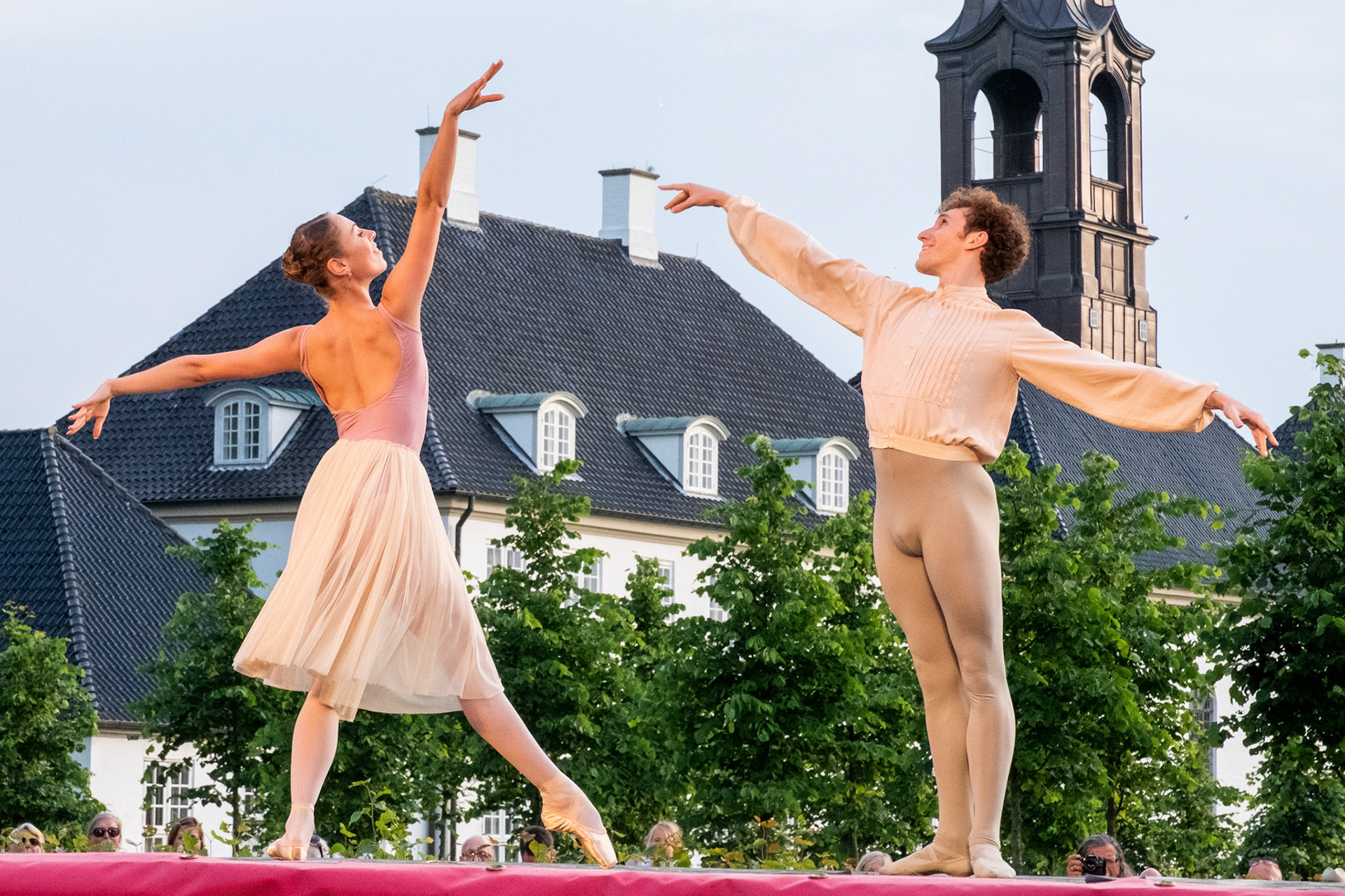 Live at Fredensborg slot Kgl.Ballet ”sommerballet”  photograped by Tonny Pomiklo