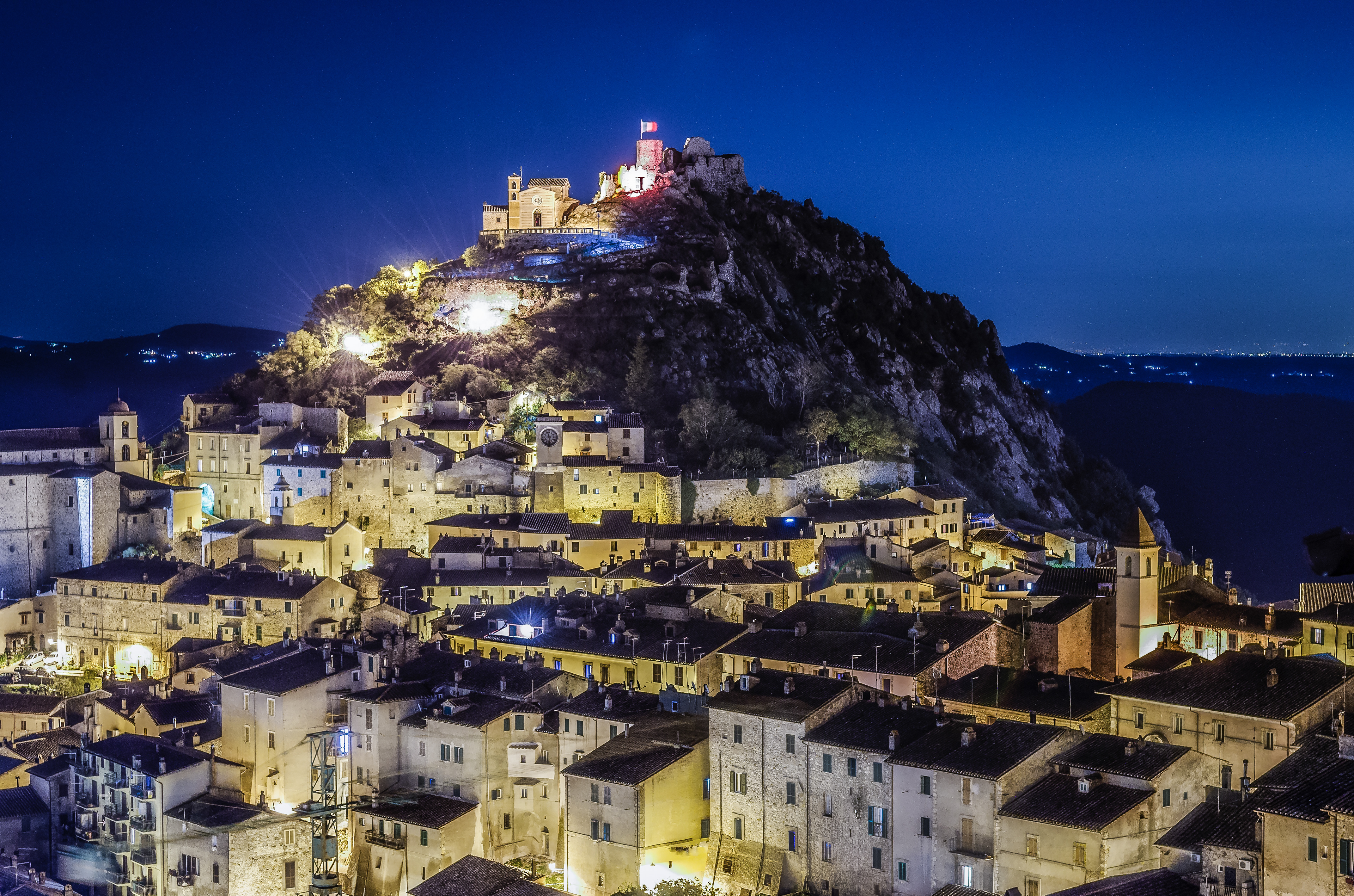Tolfa di Notte