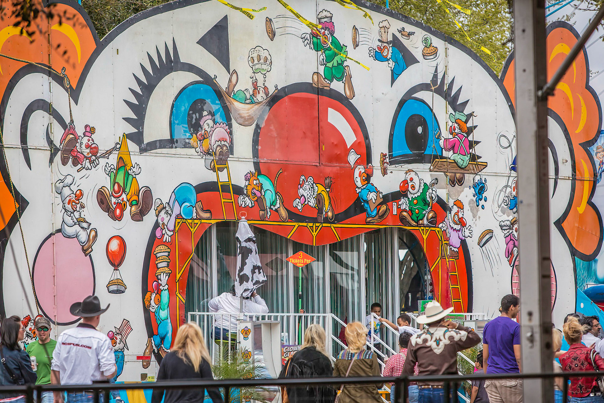Rodeo House of Mirrors