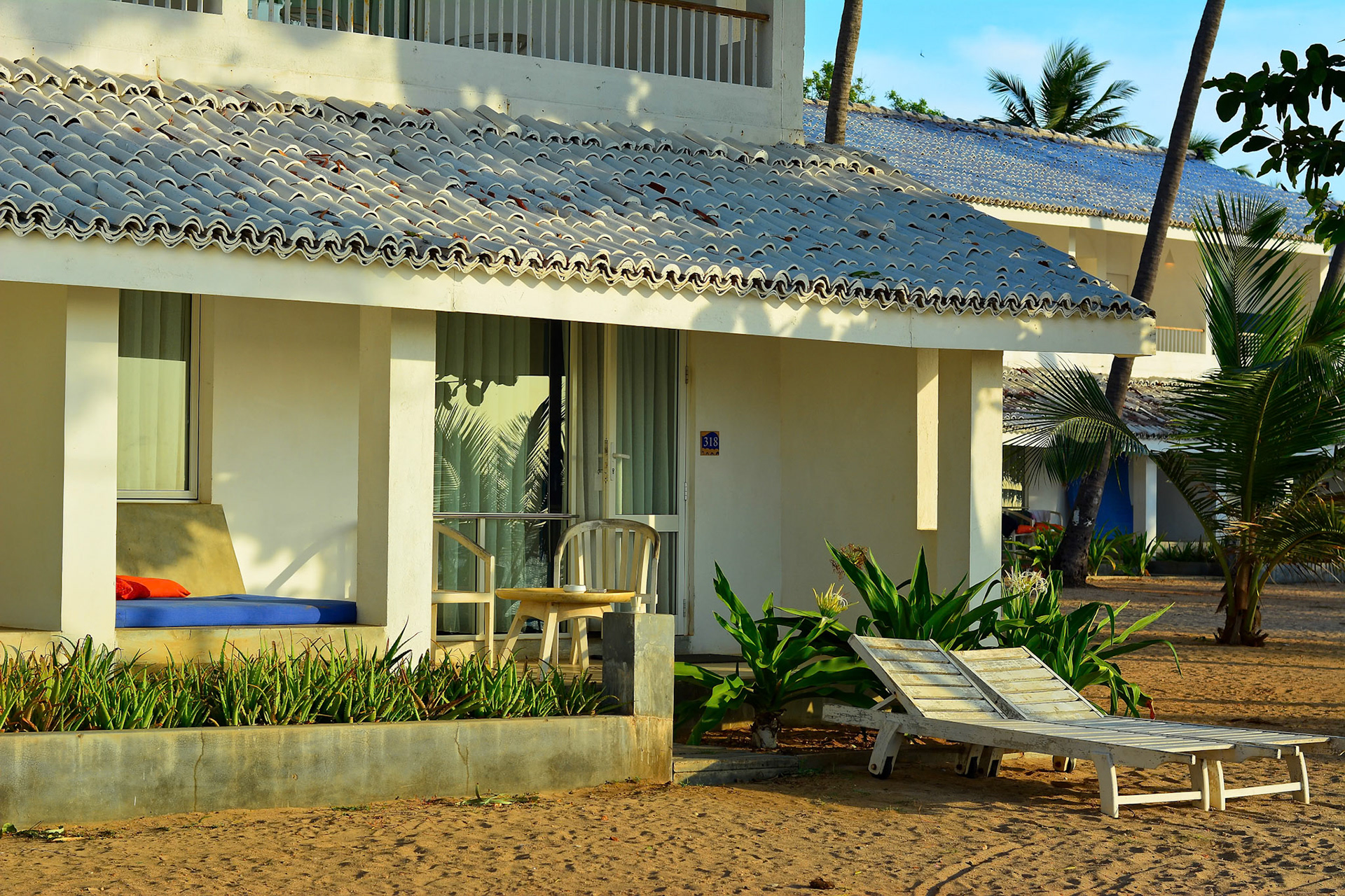 (c) Dima Chumak chumakd@gmail.com