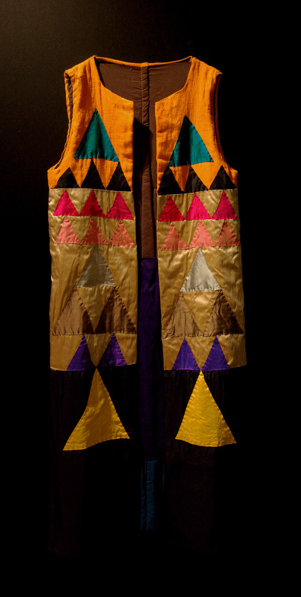 Transcending Gown Silk, bamboo, polyester Approx. 220 cm x 65 cm