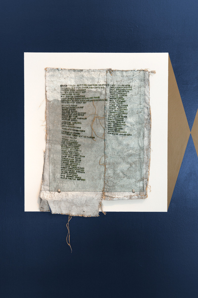 War Memorial (VIC), 2014, oil on tempered glass,acrylic on hessian, aluminum leaf, 92.00 x 72.00 x 0.40 cm, (photo credit: Mark Ashkanasy)