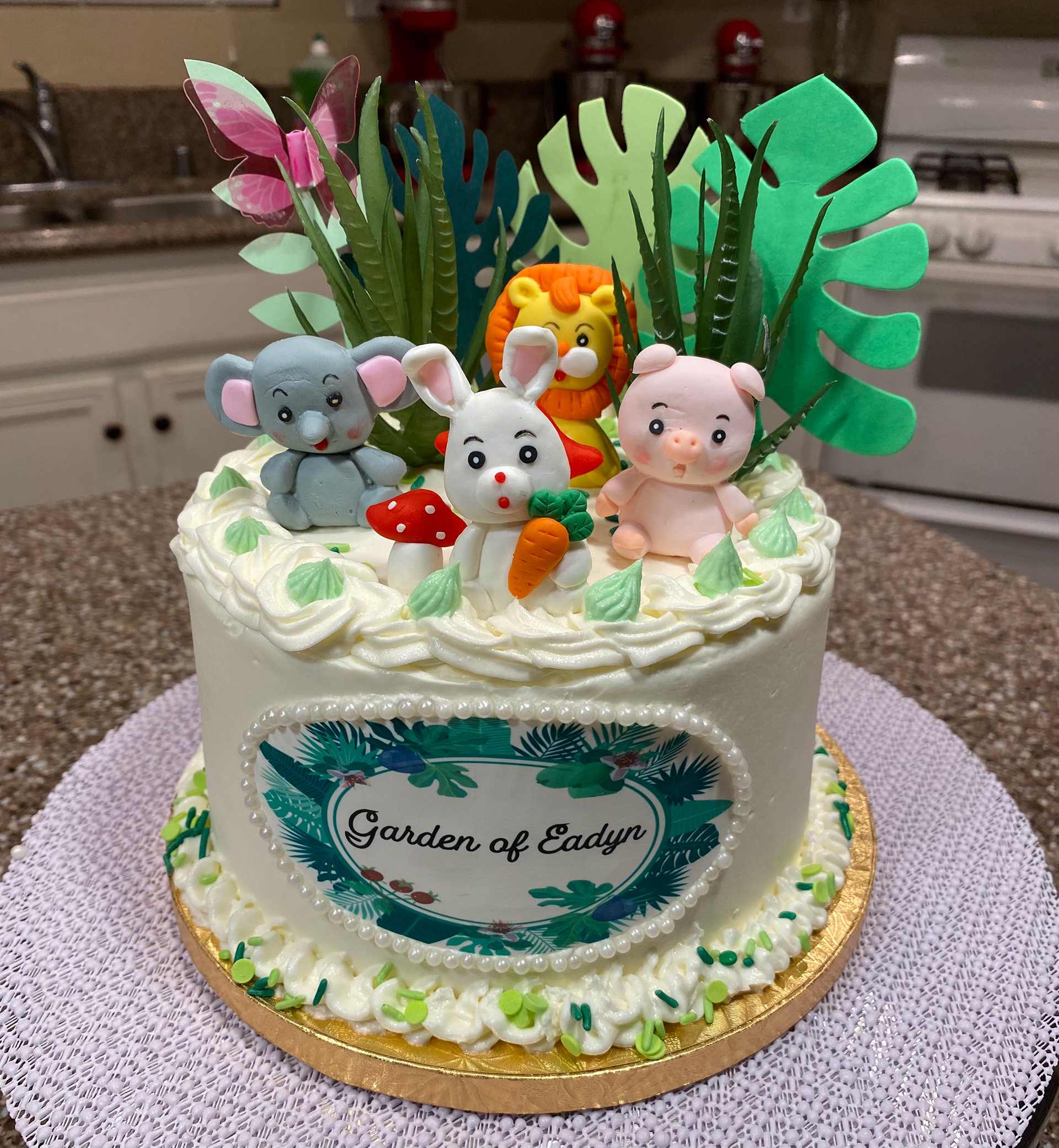 Chocolate w/Vanilla Buttercream