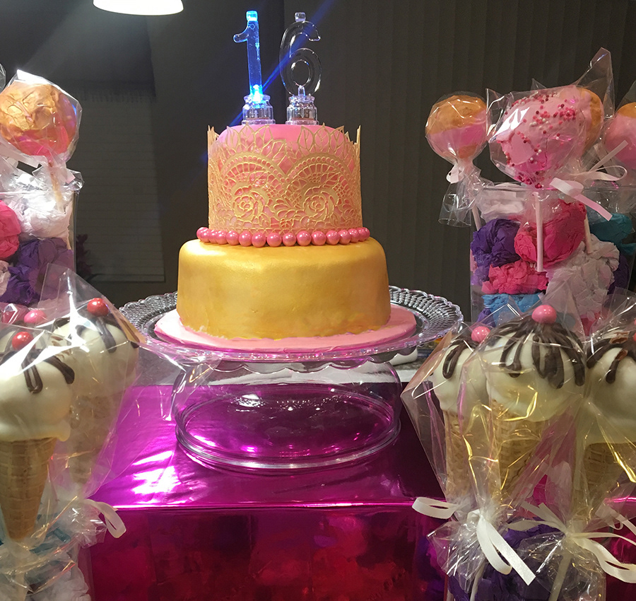 Cake/Cake Pop Platter