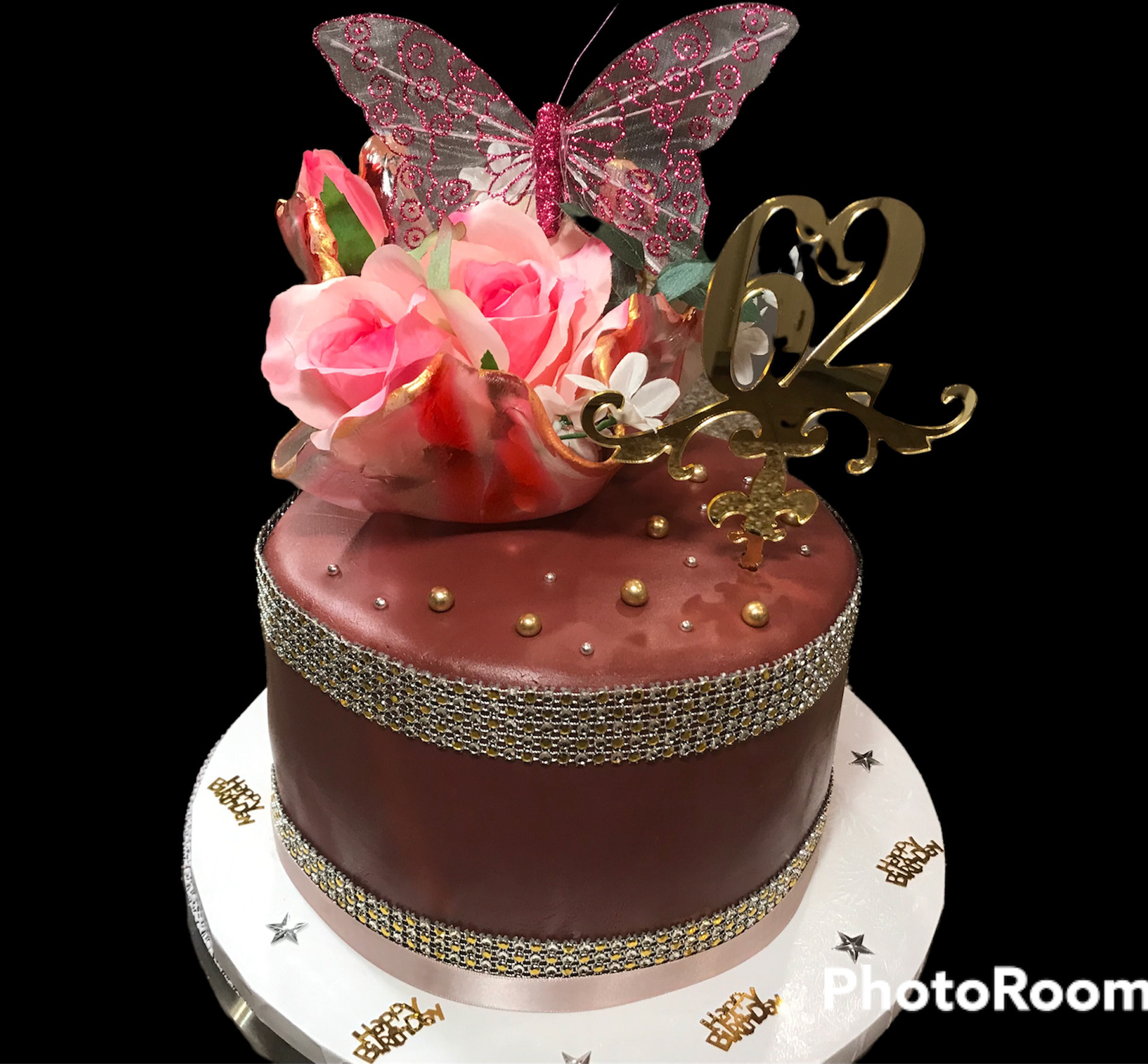 Classic Yellow Cake w/Chocolate Buttercream 