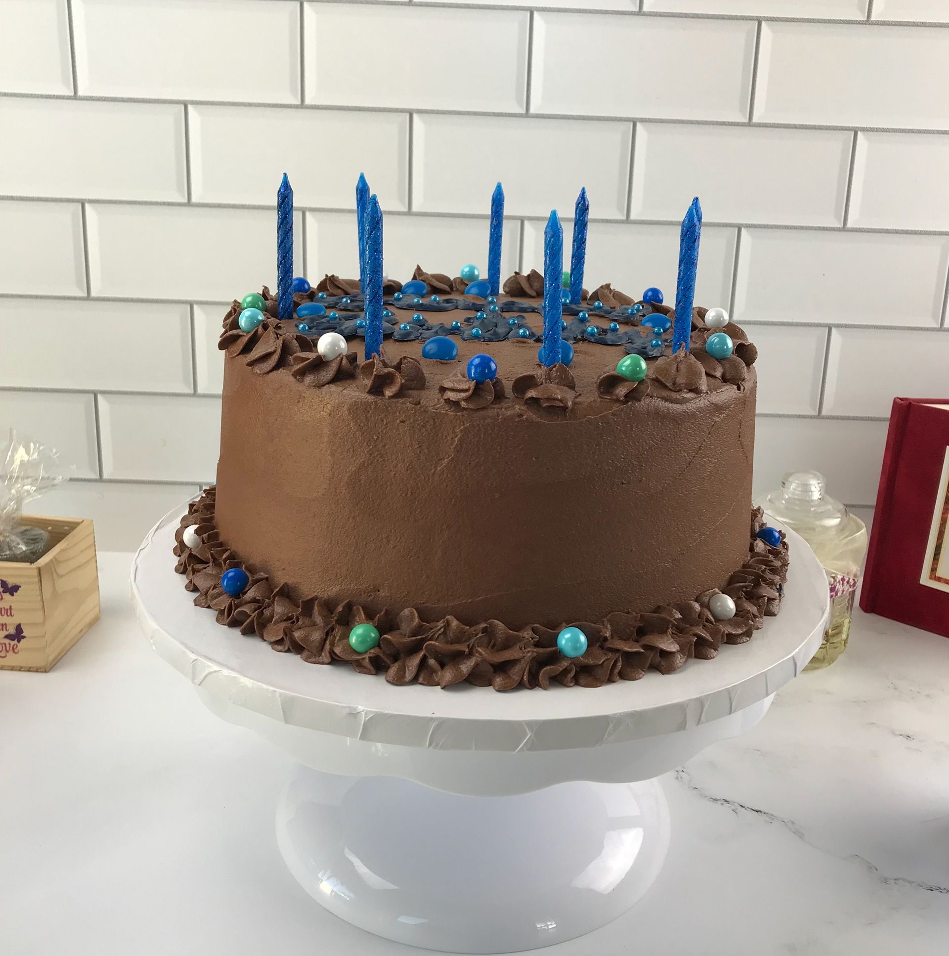 Yellow Cake w/Chocolate Buttercream