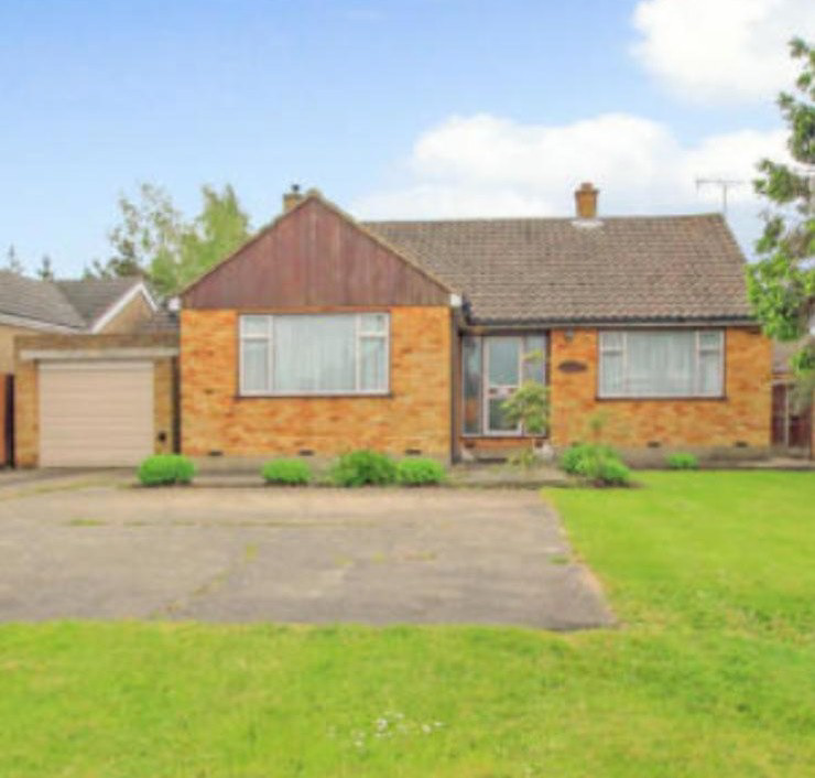 Bungalow Before