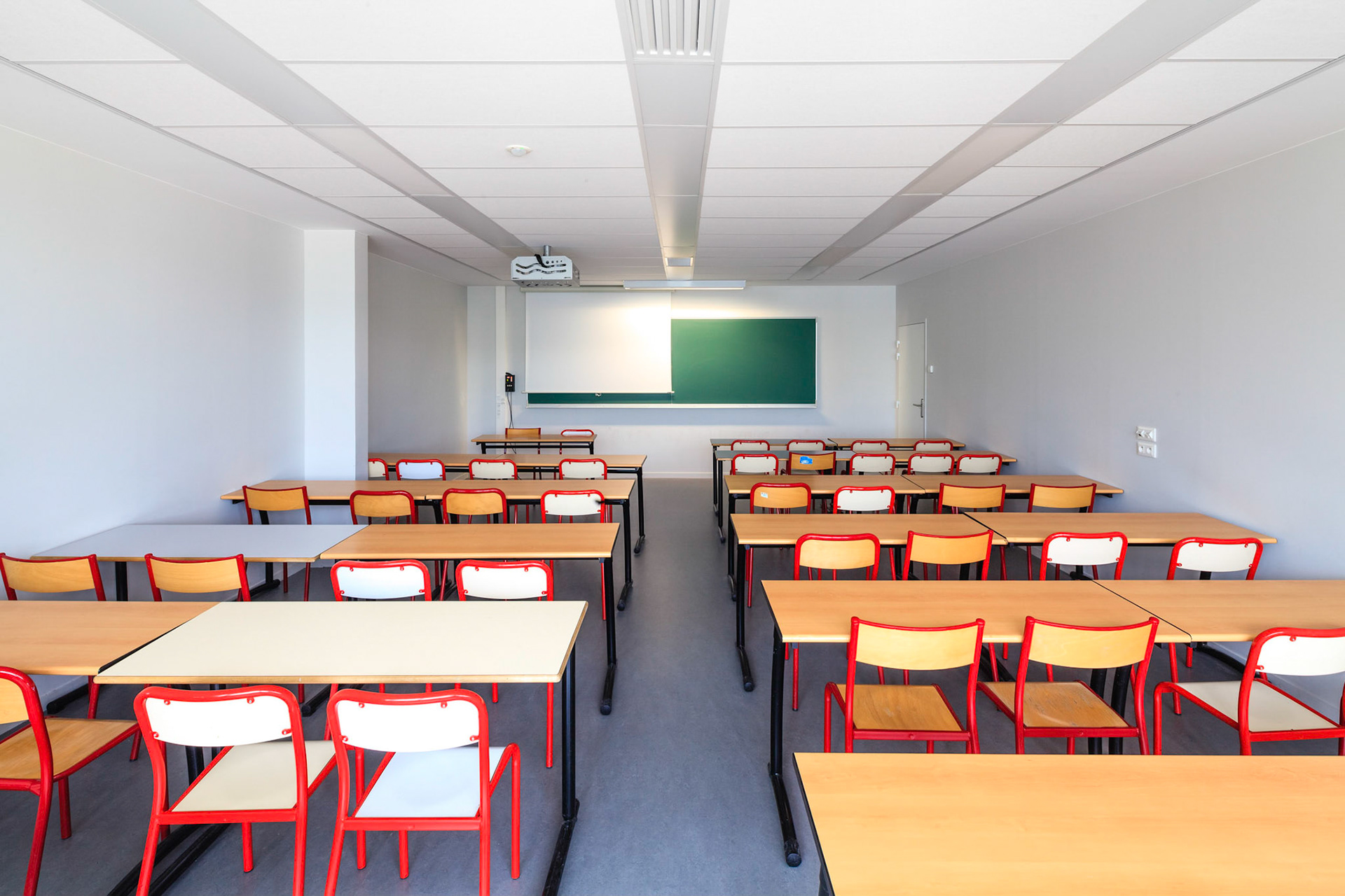 AS. Architecture-Studio • Réhabilitation du bâtiment Copernic de l'université Paris-Est, Marne-la-Vallée, France