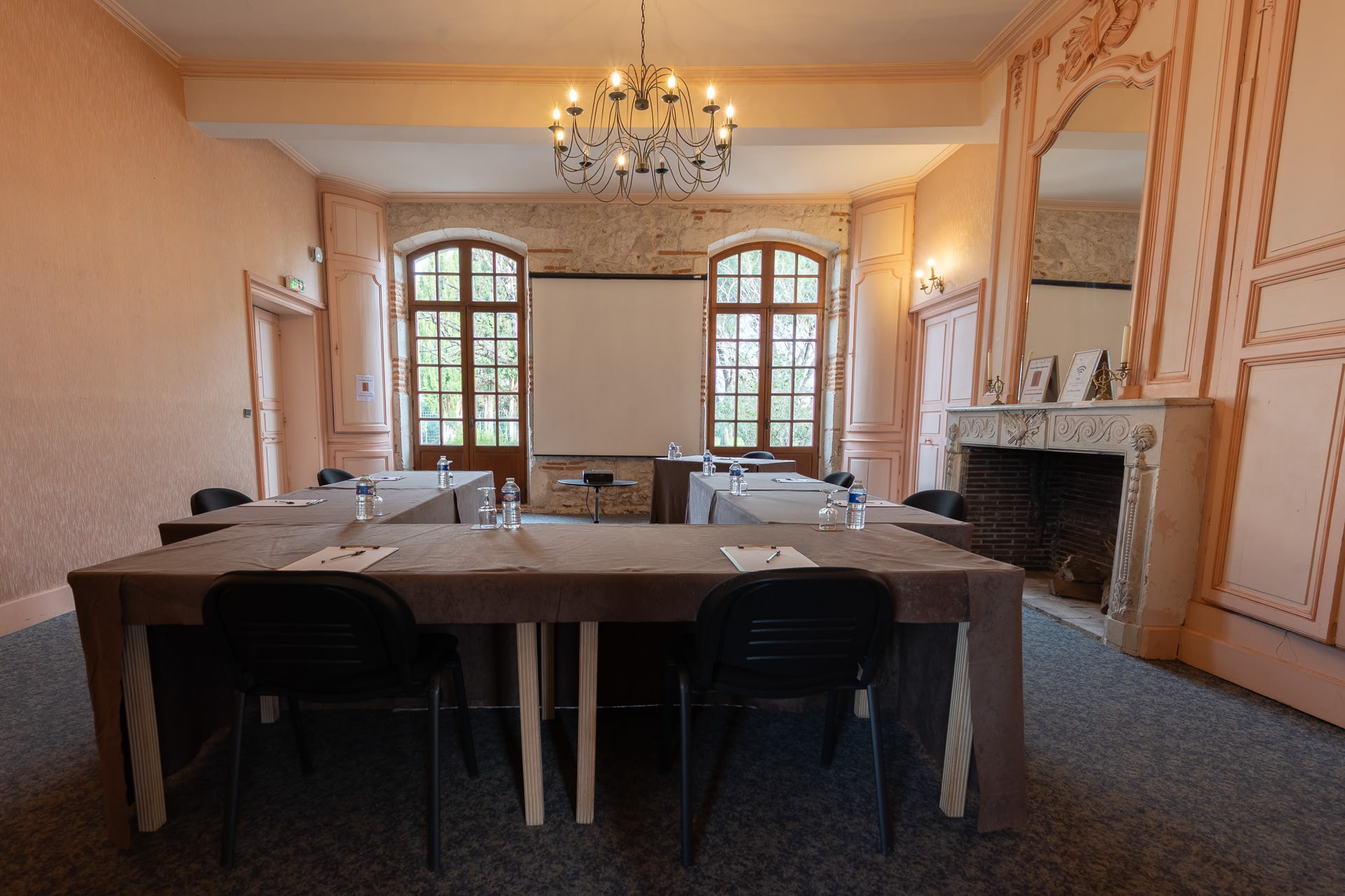Hôtel Le prince noir - Sérignac sur garonne