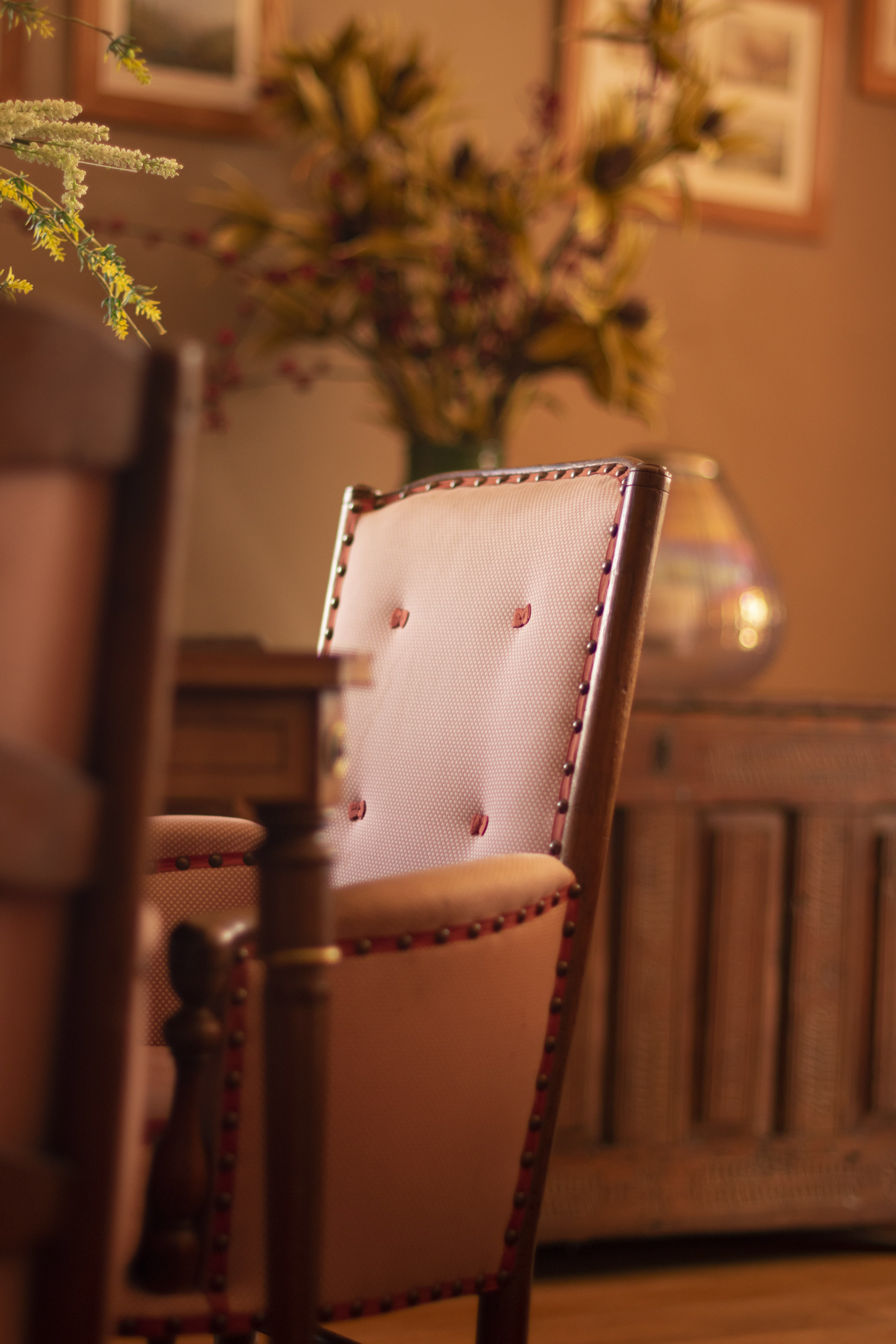 Fauteuil capitonné du gîte "La bastide des tourelles"