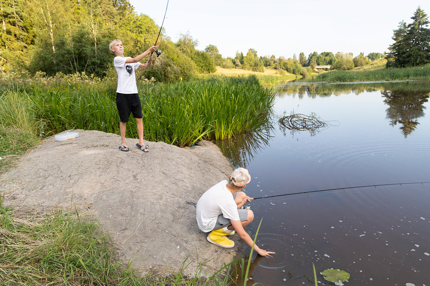 Reportage on Aurajoki, one of Finland's most important rivers. Personal project. Published in Suomen Luonto, 2026
