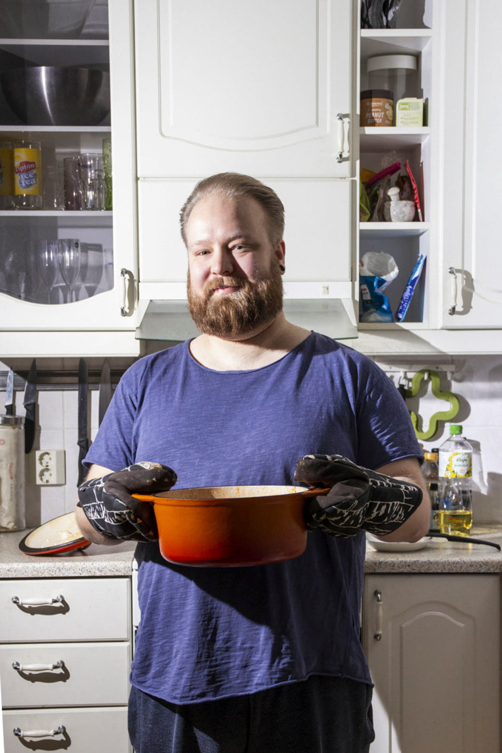 Student at home for Turun ylioppilaslehti. 2022
