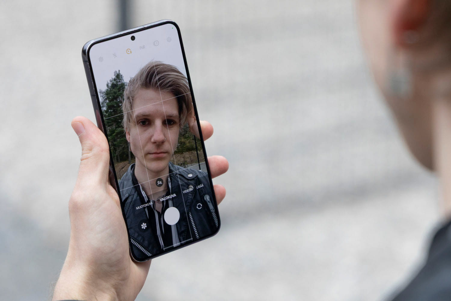 Portraits of Niklas who told about pressure over appearance. For Iltalehti 2025