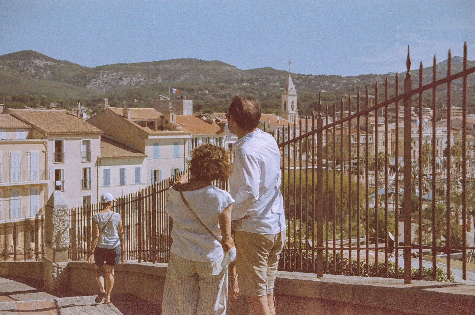 Photo argentique, sur pellicule Kodacolor 100 at 50, expired 2002
