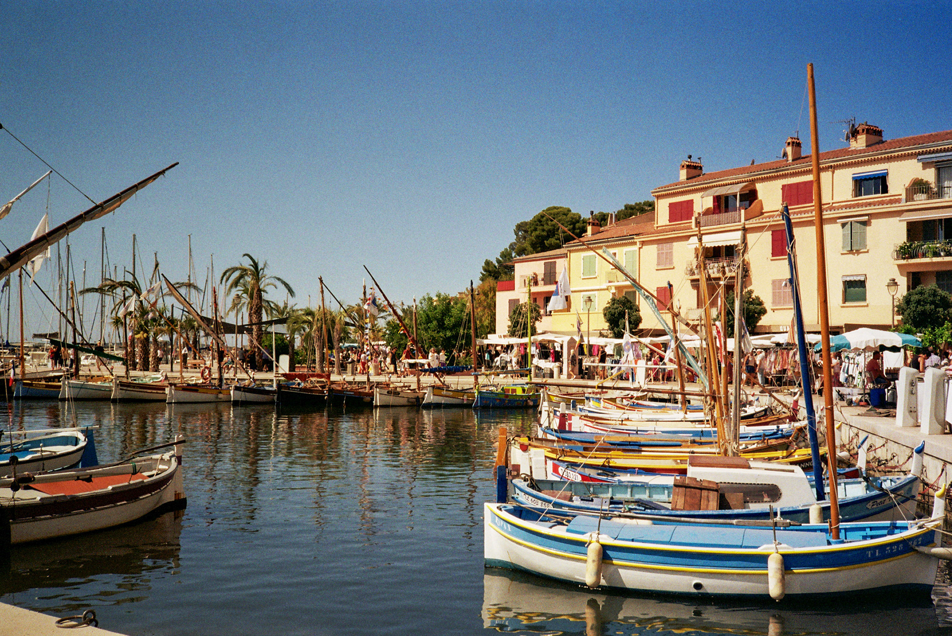 Photo argentique, sur pellicule Kodak Gold 200