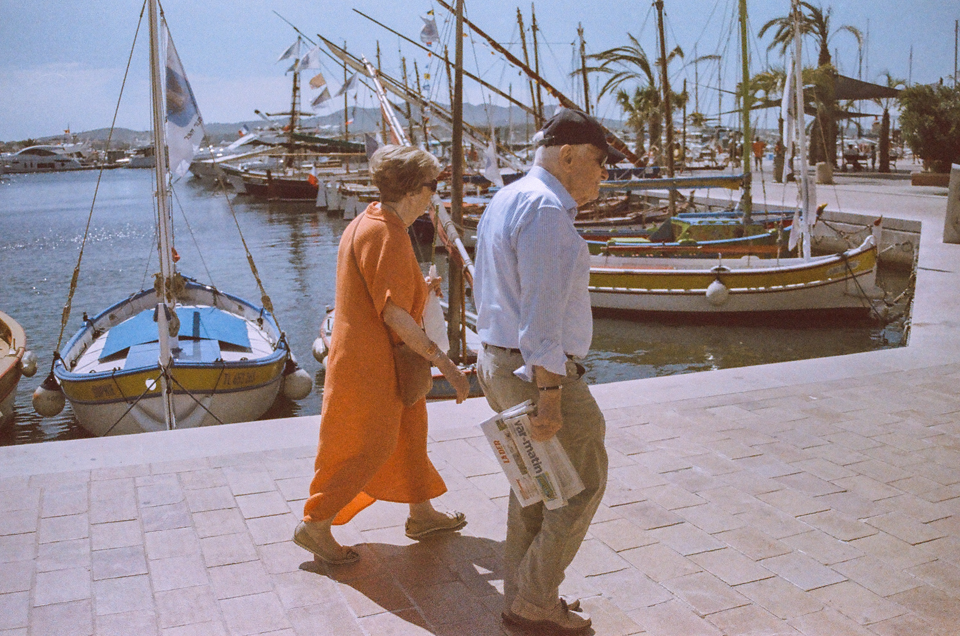 Photo argentique, sur pellicule Kodacolor 100 at 50, expired 2002