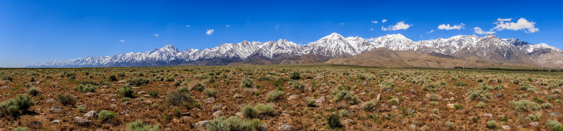 Mt. Whitney Range, 4421 m, highest mountain in the USA outside of Alaska, CA