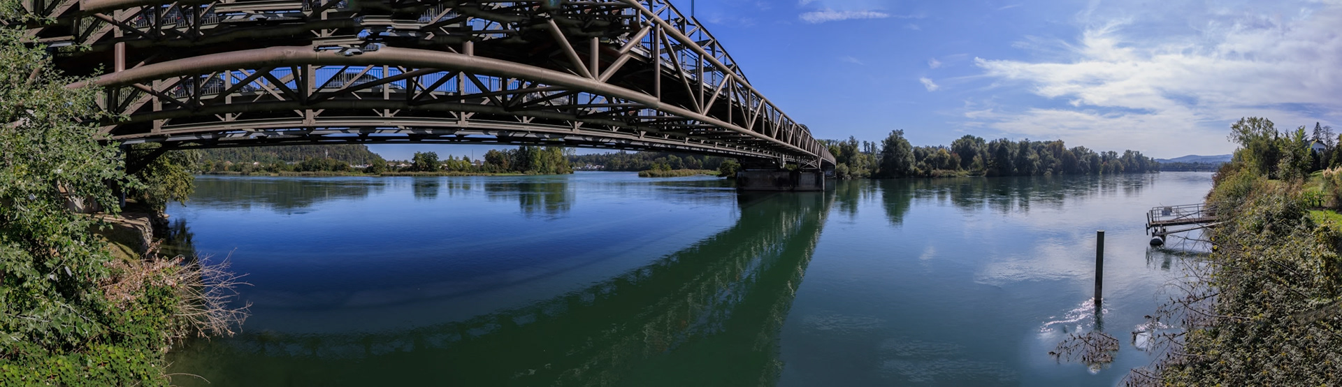 Zusammenfluss von der Aare in den Rhein bei Koblenz AG