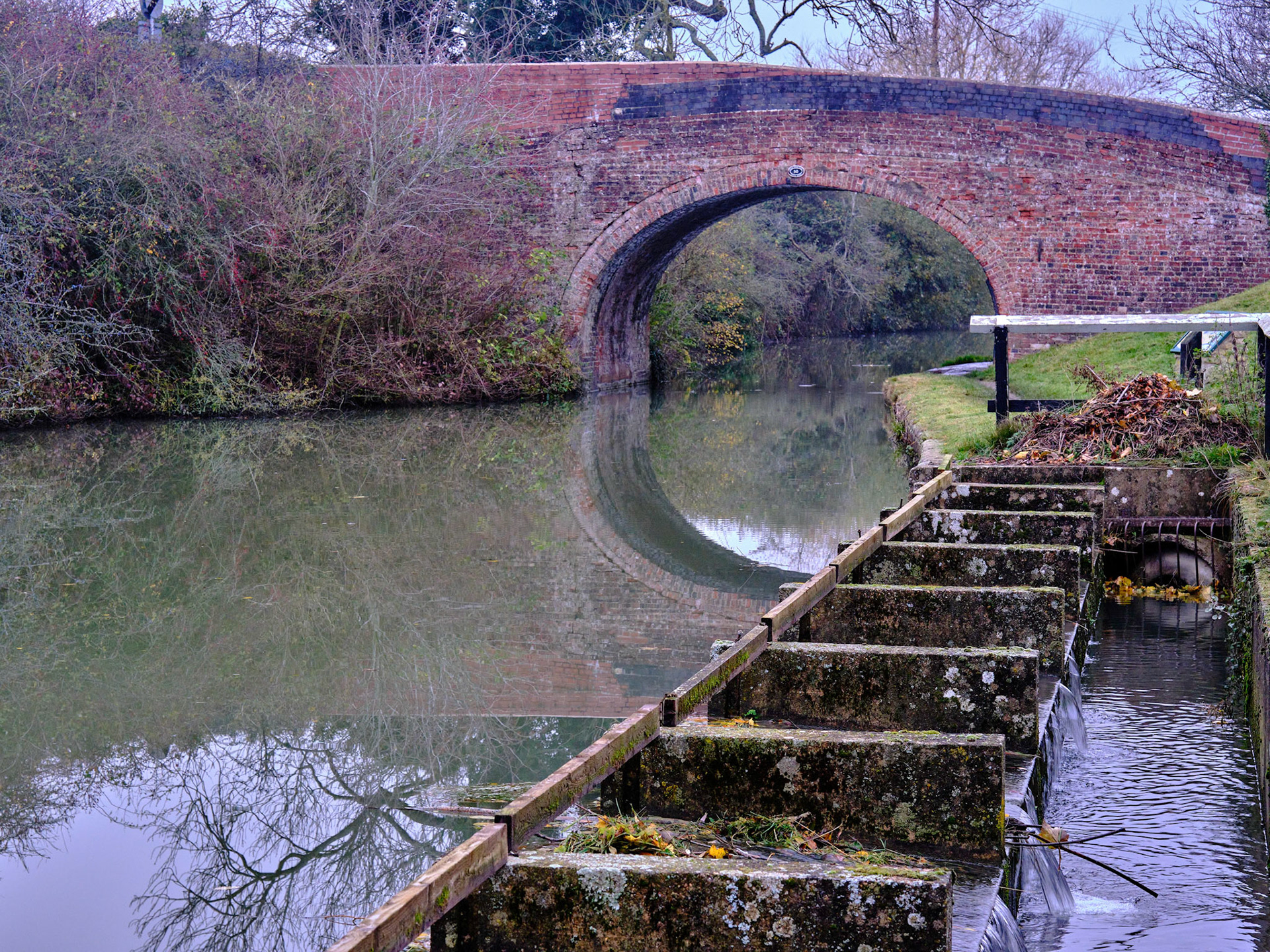 Grand Union Canal, Blisworth Nov 2022