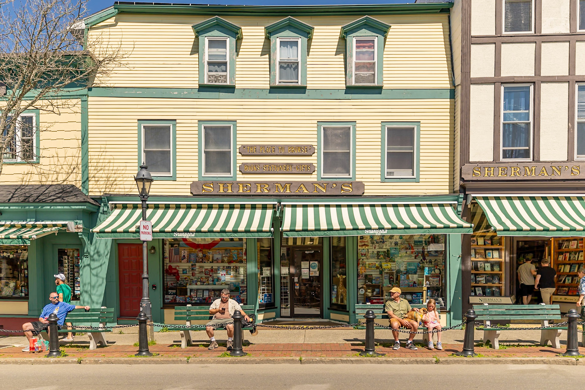 Main St Downtown Bar Harbor ME
