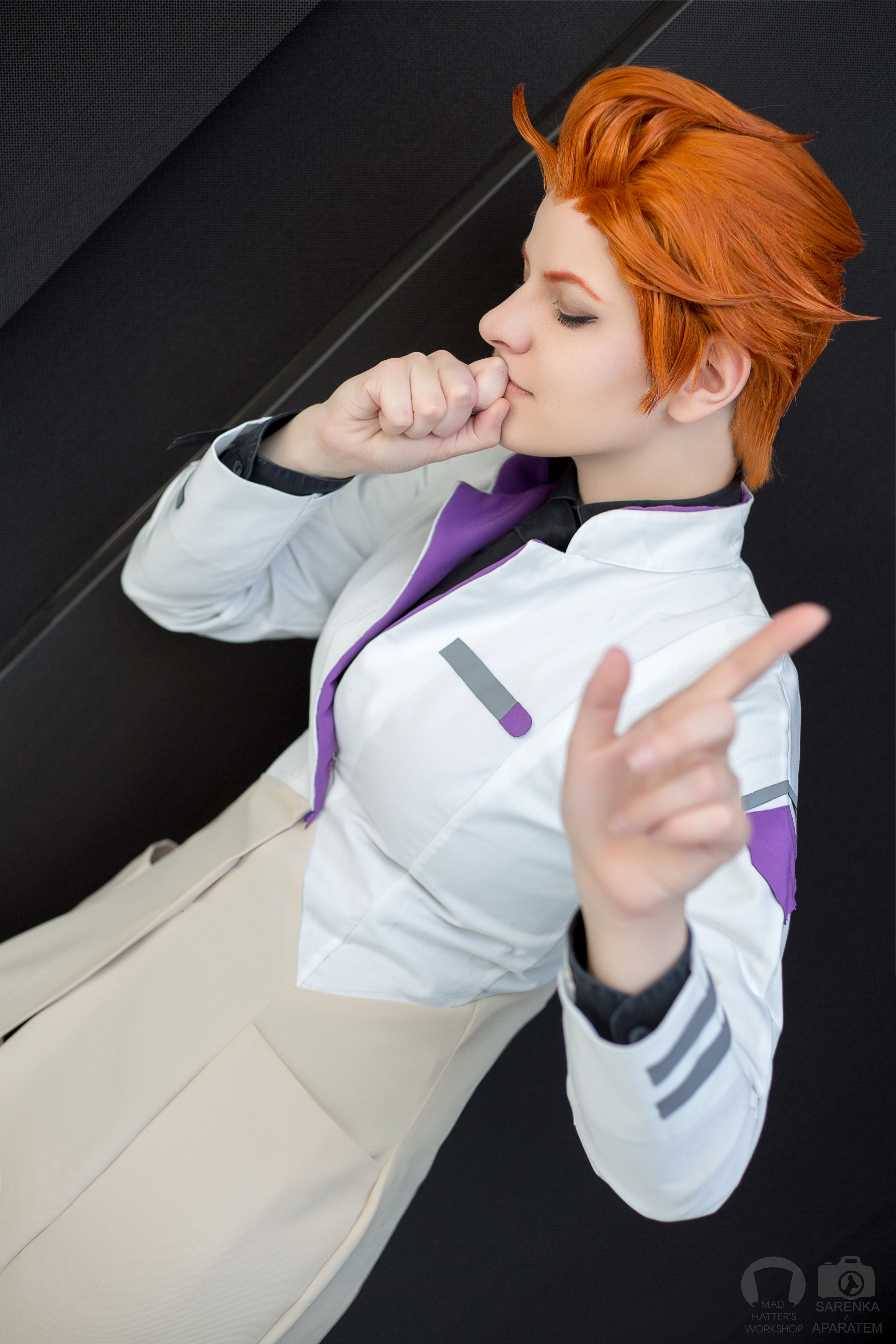 Cosplay: Moira from Stickers in game "Overwatch"