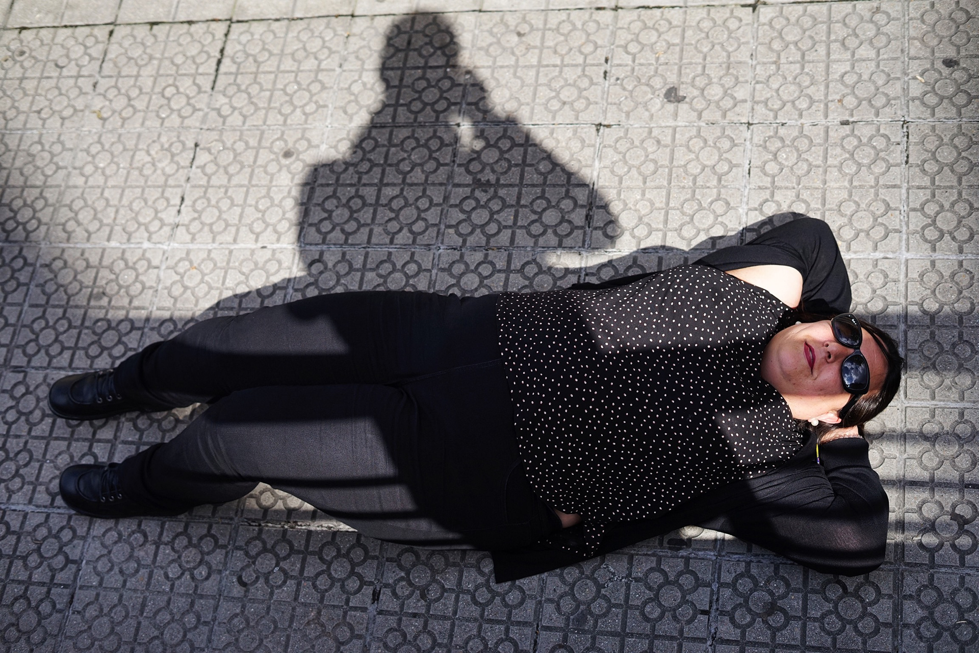 17:58 p.m. "Pavement relax"