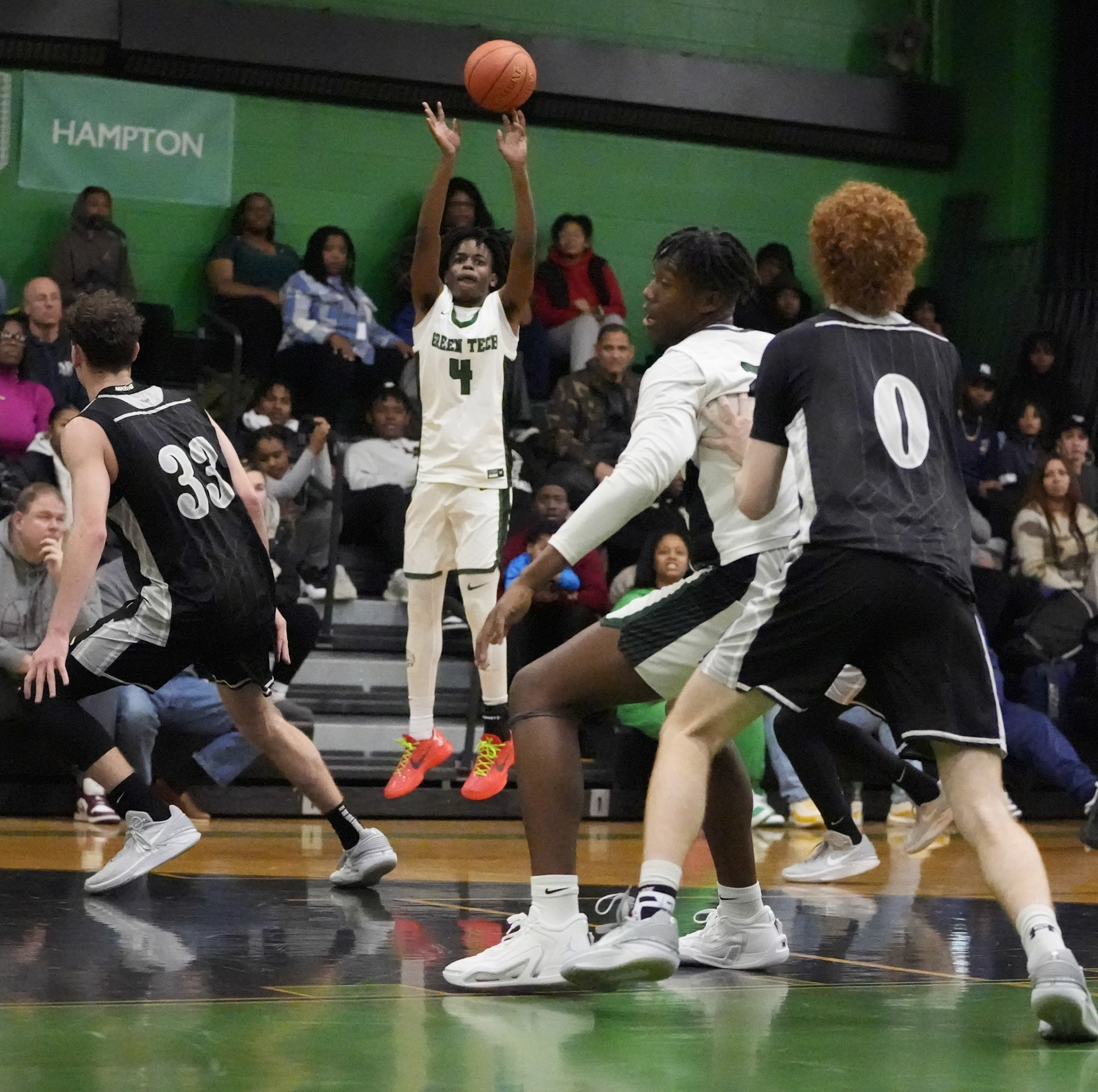 Reggie Roberson #4.