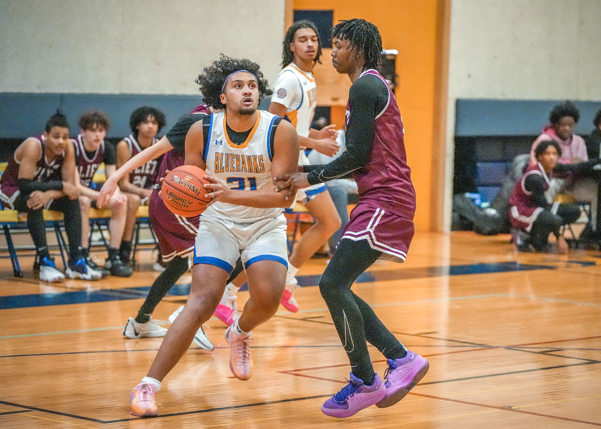 Jordan Cunningham driving to the hoop.