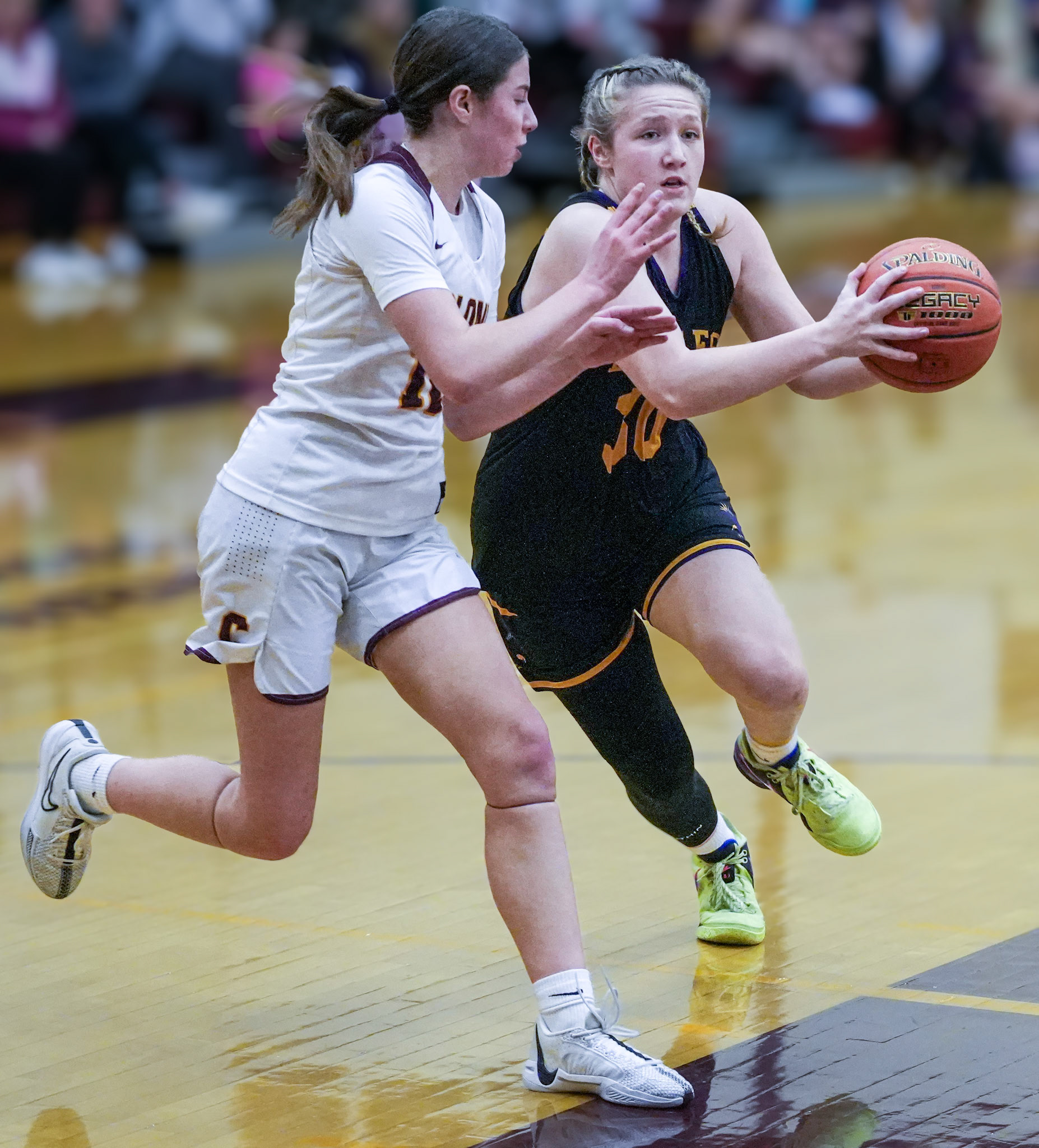 Allison O'Hanlon driving the lane.