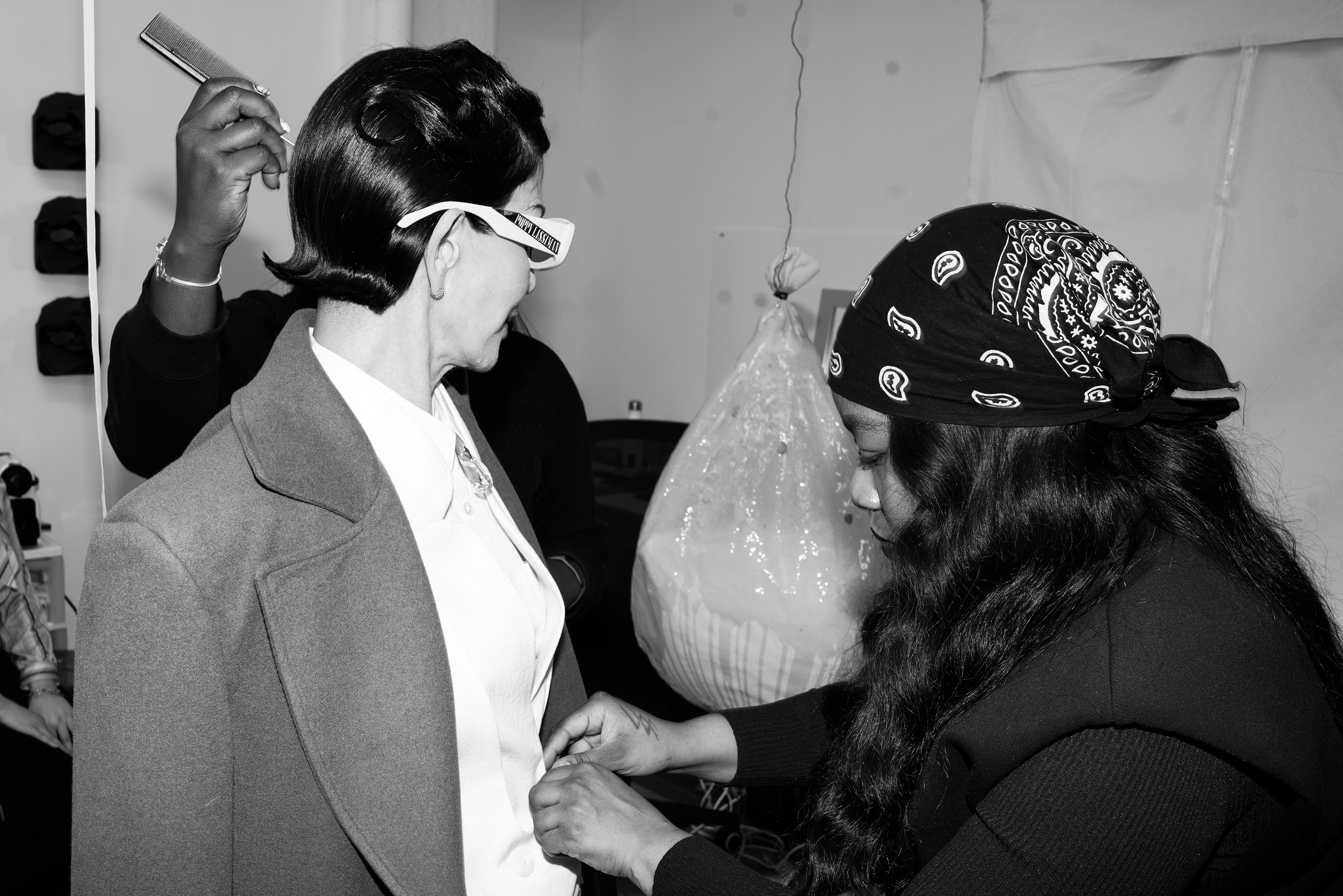 LESLEY BODZY FOR FLAUNT