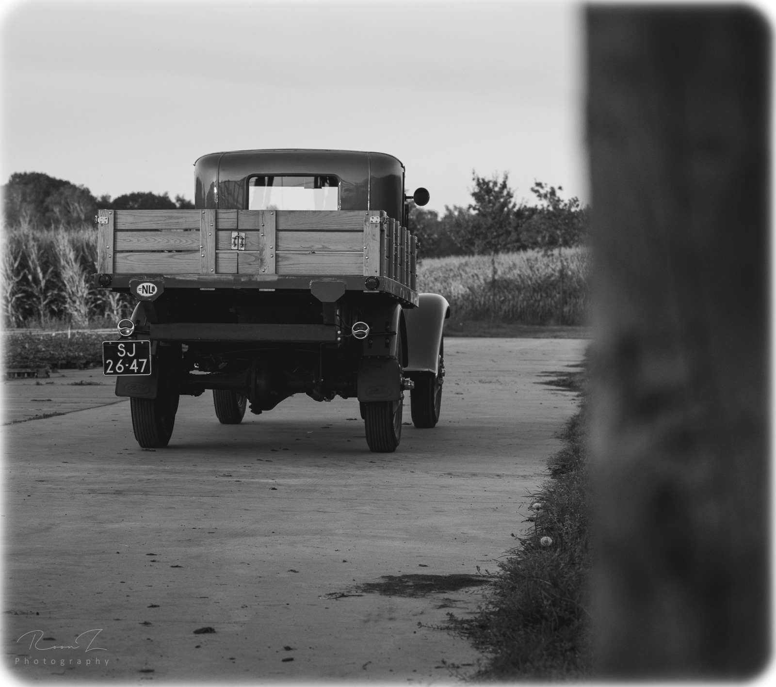 T-Ford pickup truck zwart wit