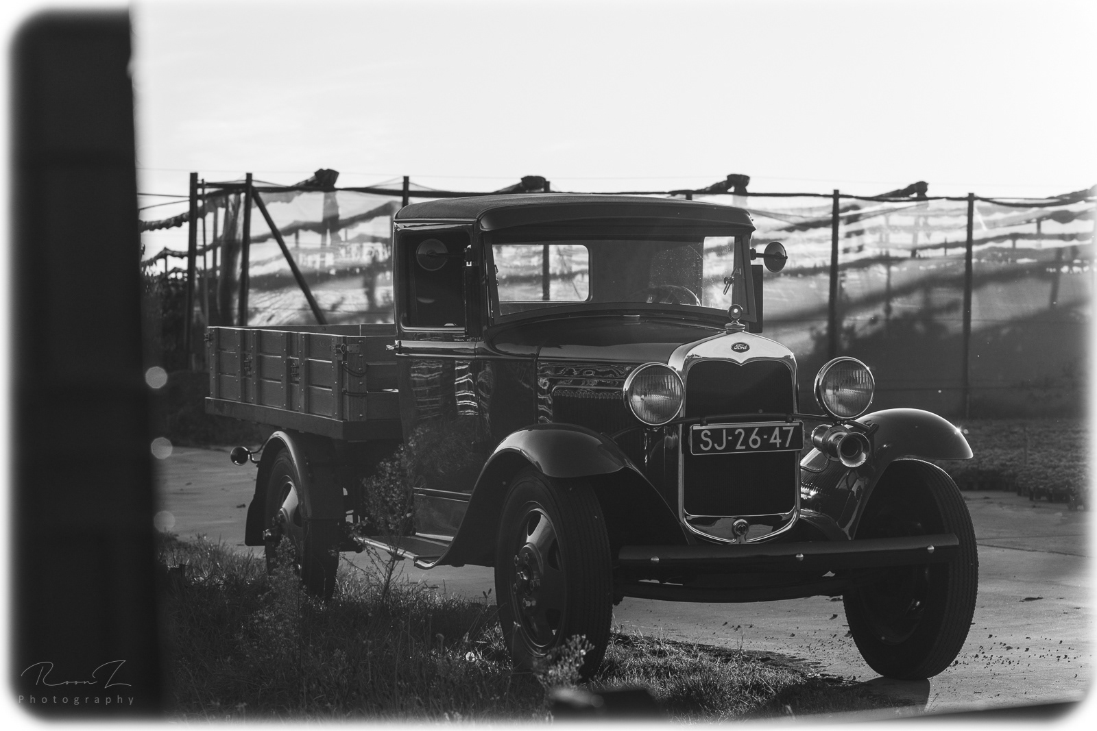 T-Ford pickup truck zwart wit