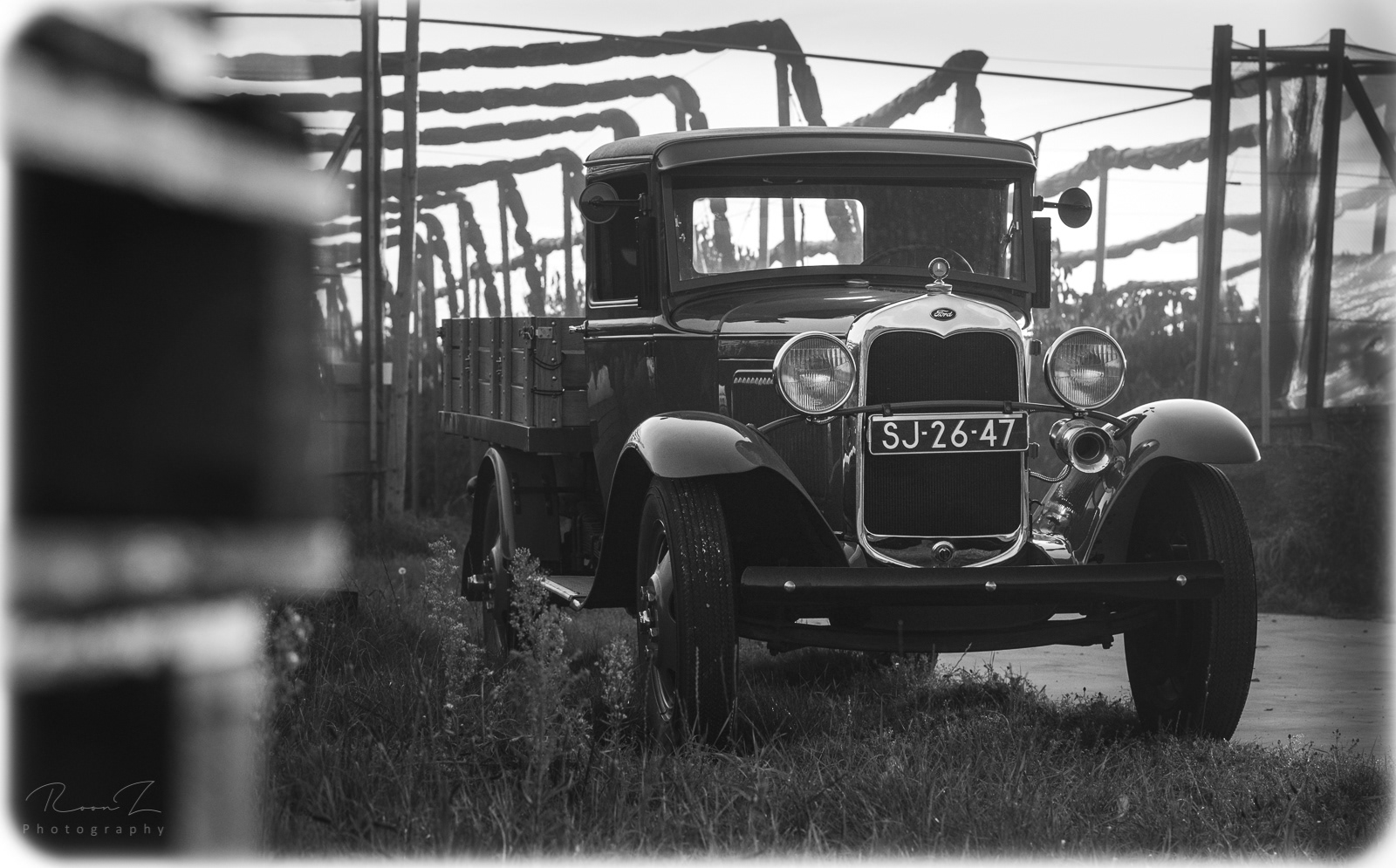 T-Ford pickup truck zwart wit
