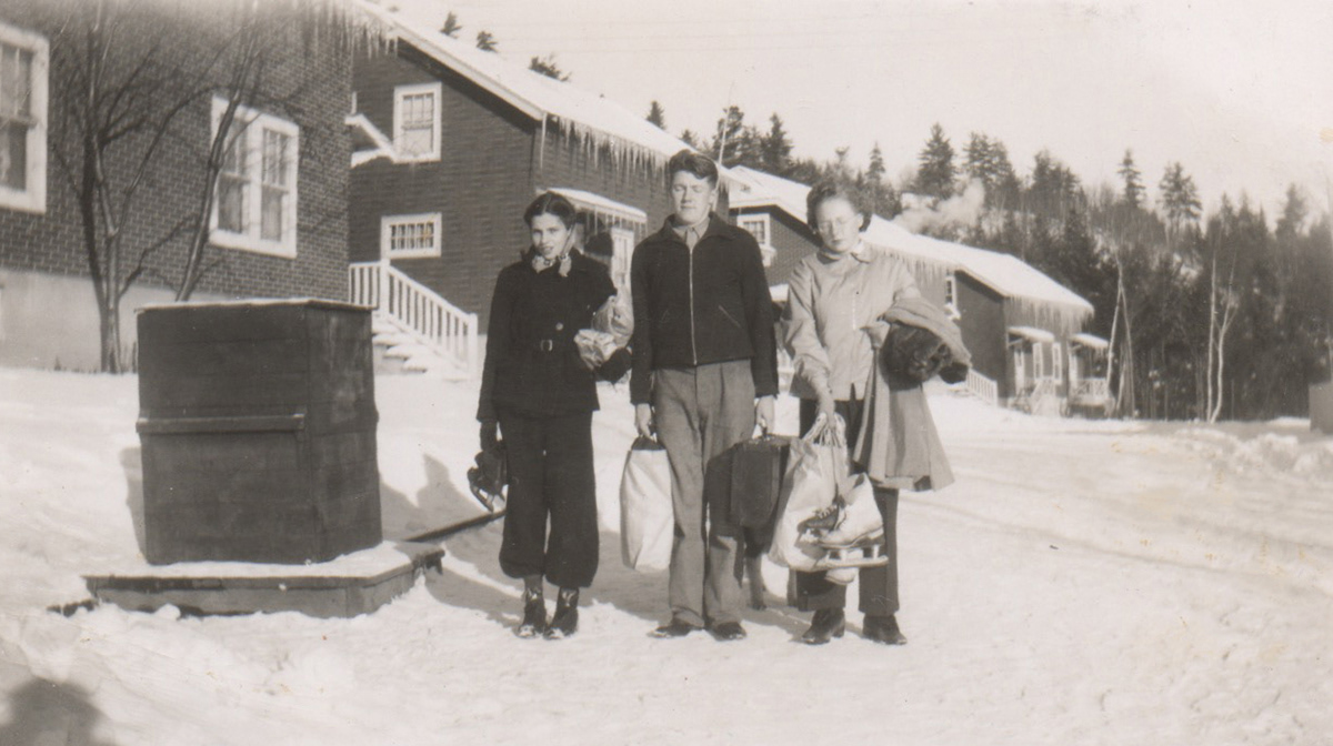 Willisville Christmas 1944 - Melissa Courtemanche