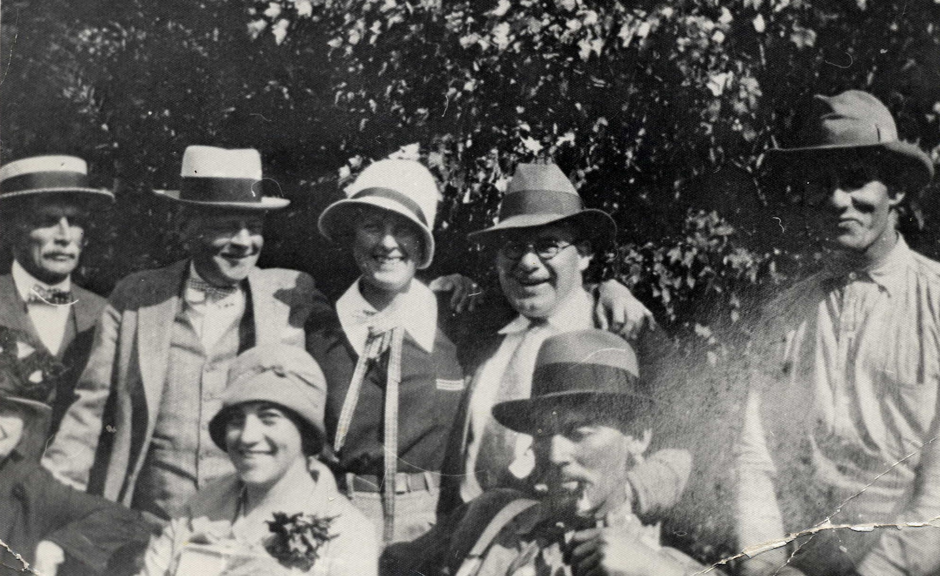 waiting for the train at Willisville 1930s - rockwood collection