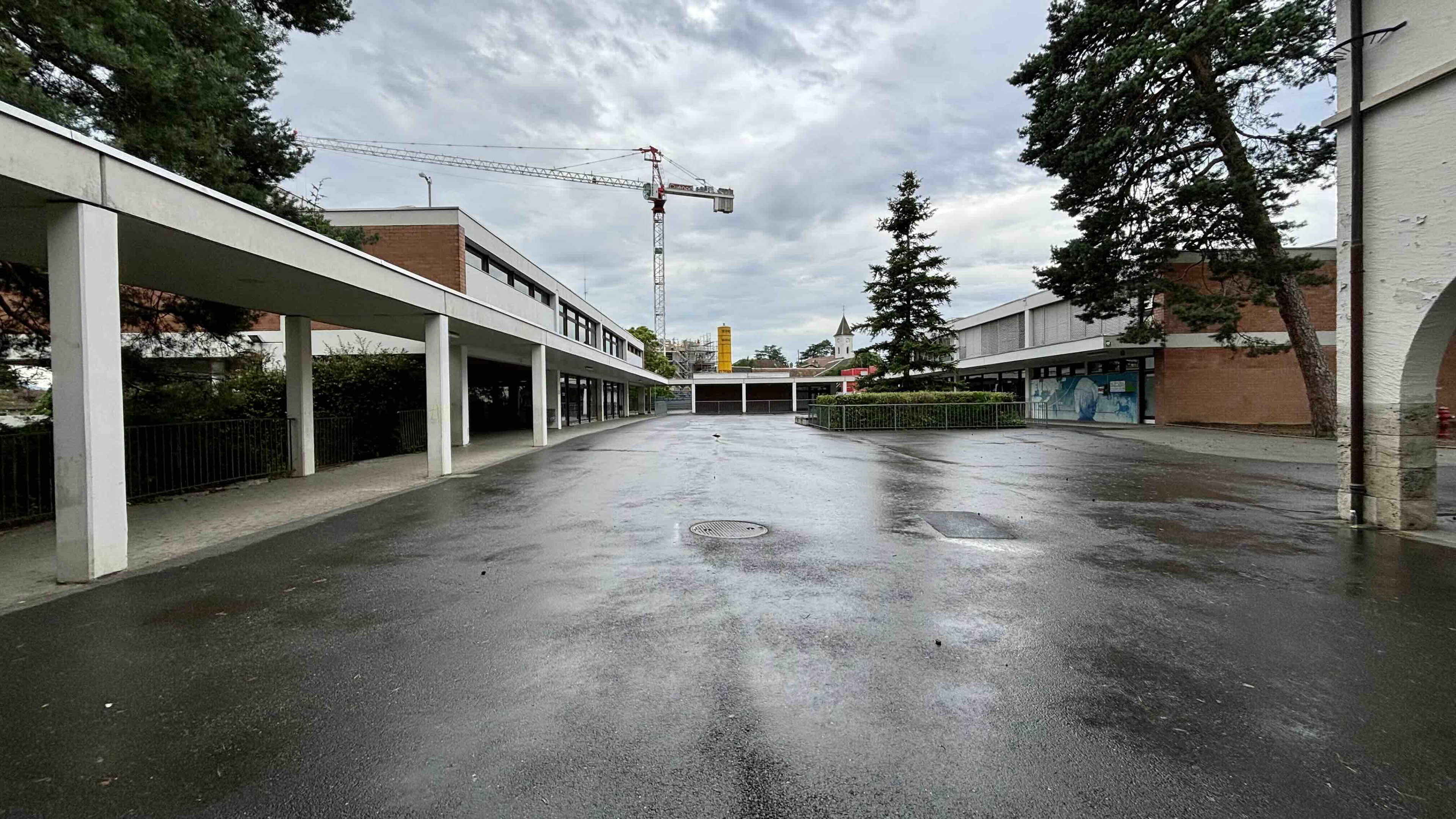 cour existante