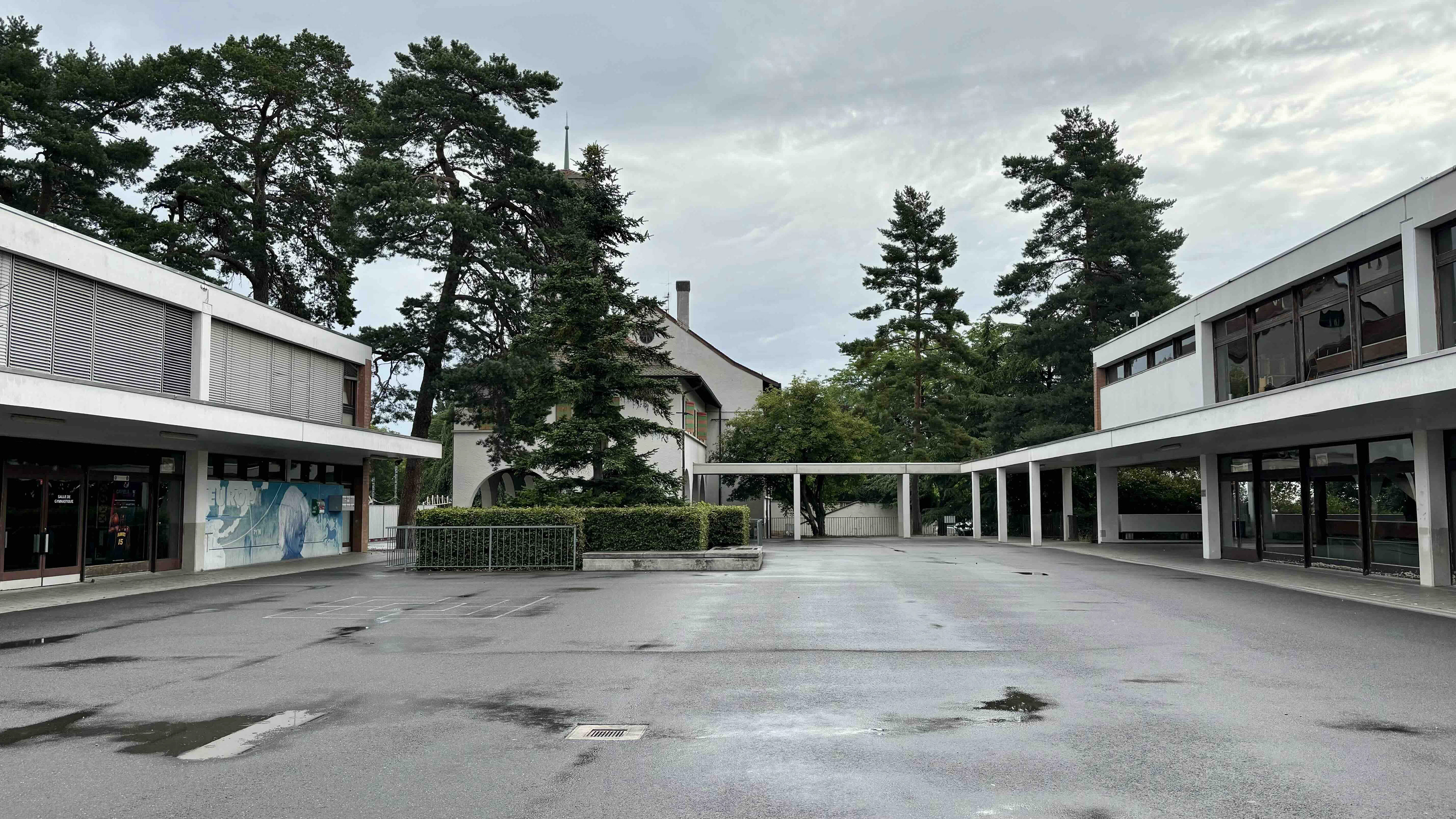 cour existante