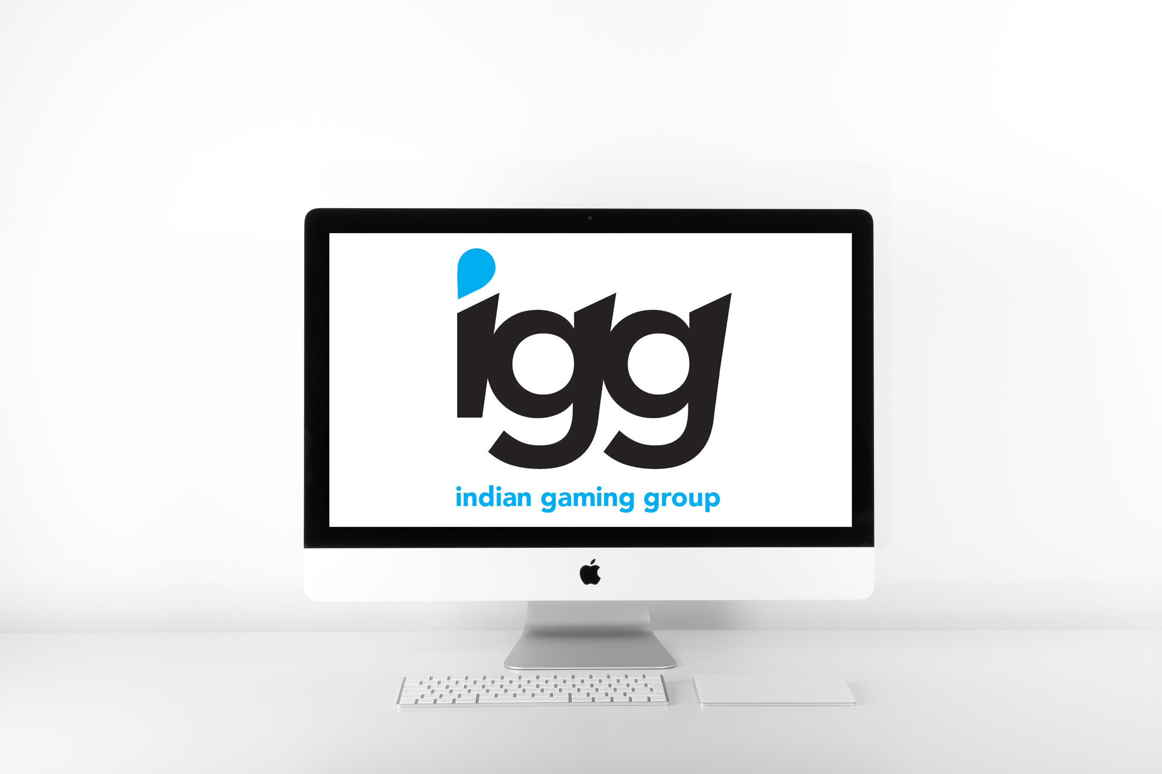 COLOURWAYS OF LOGO ON MONITORSCREEN